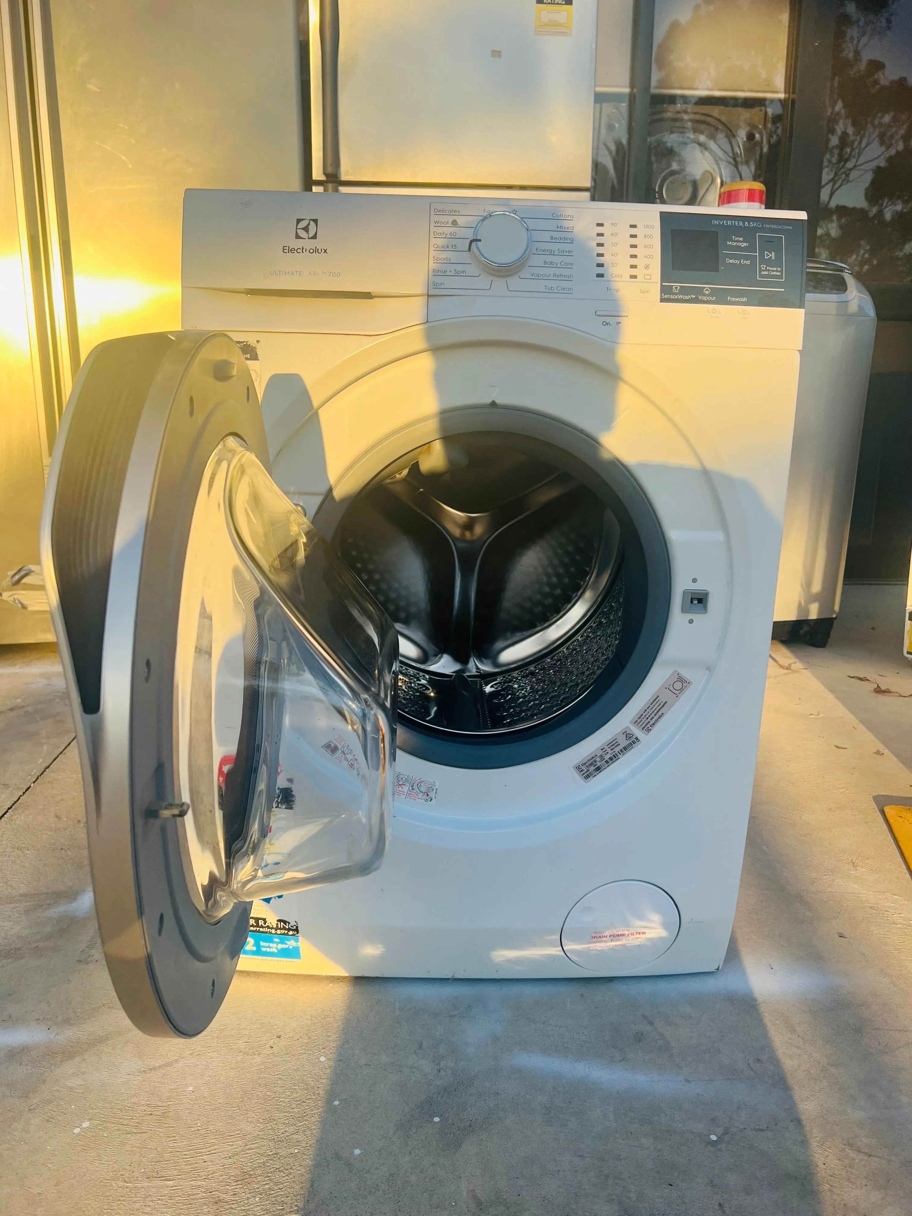 **ELECTROLUX 8.5 KGS FRONT LOADER WASHING MACHINE**