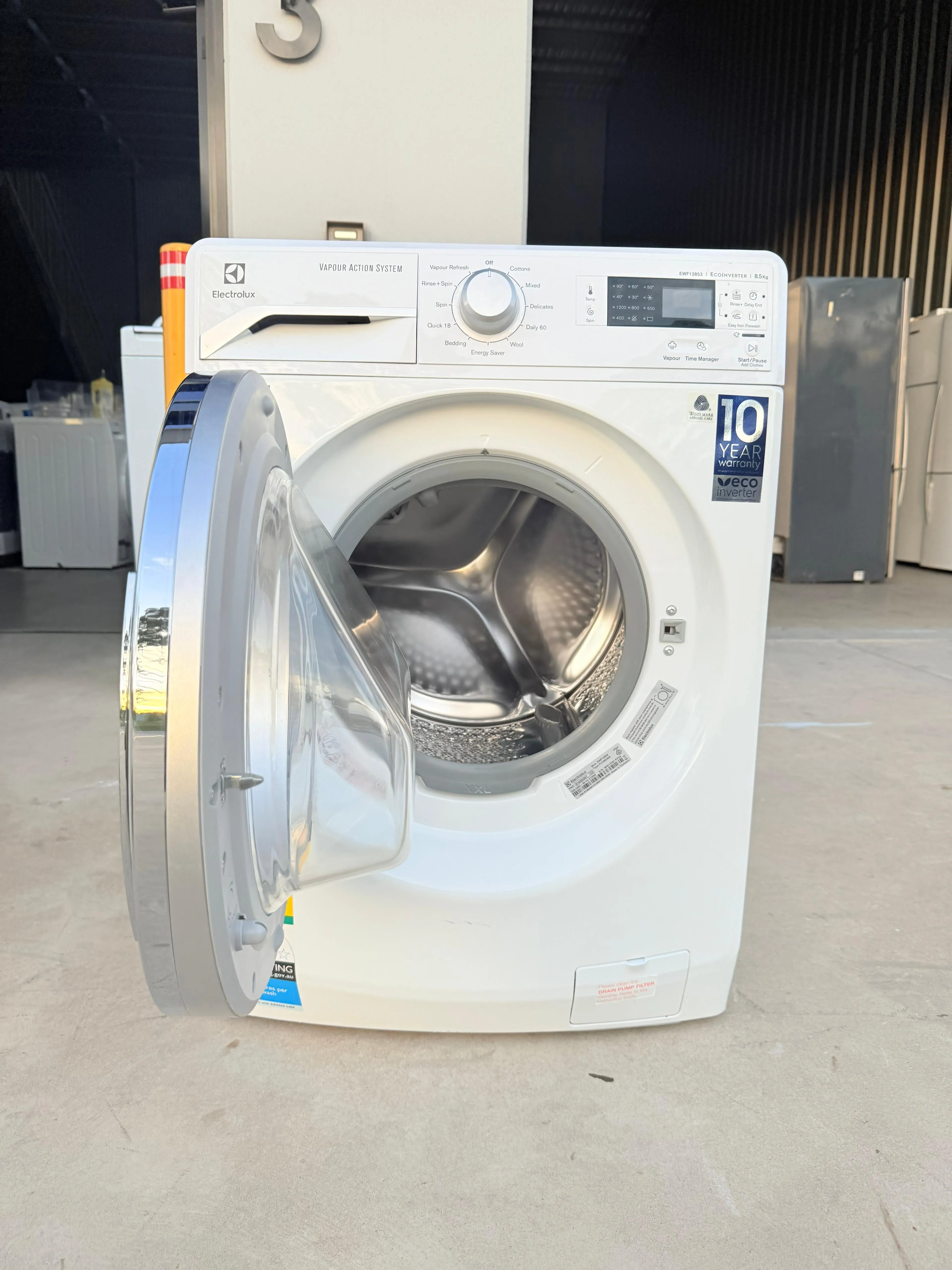 **ELECTROLUX 8.5KGS FRONT LOADER WASHING MACHINE**