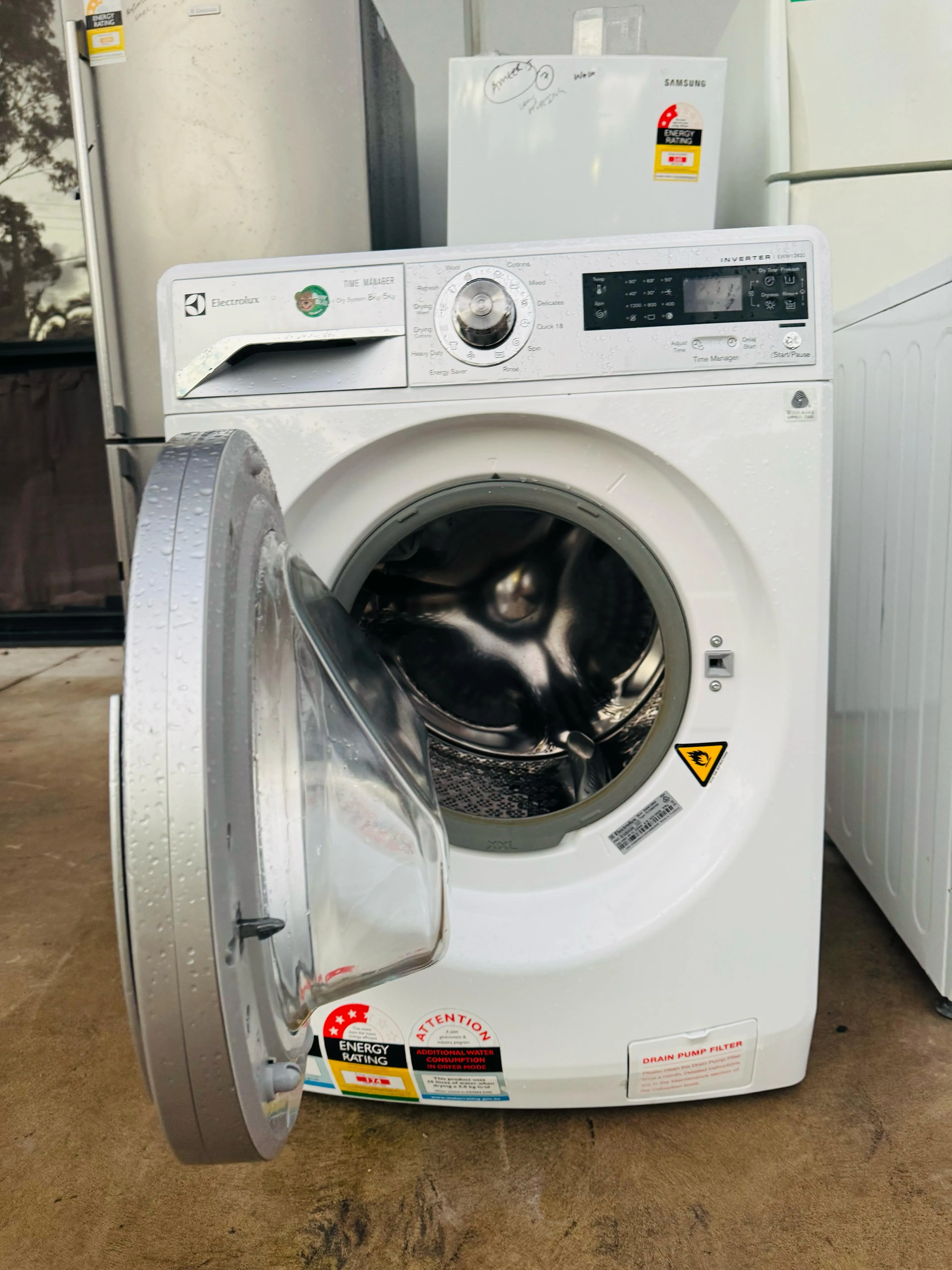 **ELECTROLUX 8KGS FRONT LOADER WASHING MACHINE**