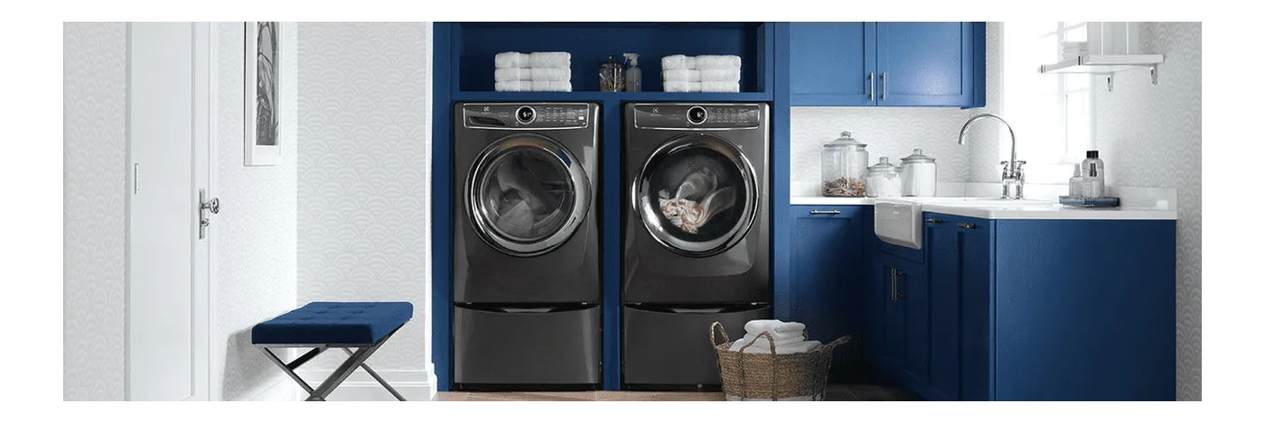 Electrolux EFMG527UTT Front Load Perfect Steam&#8482; Gas Dryer With Luxcare Dry And Instant Refresh - 8.0 Cu. Ft.