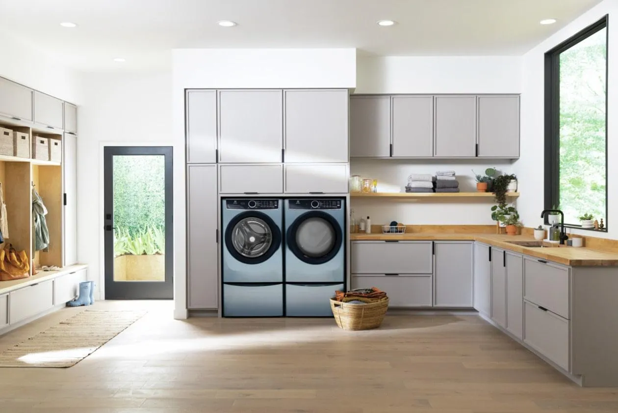 Electrolux ELFW7437AG Electrolux Front Load Perfect Steam&#8482; Washer With Luxcare Wash - 4.5 Cu. Ft.