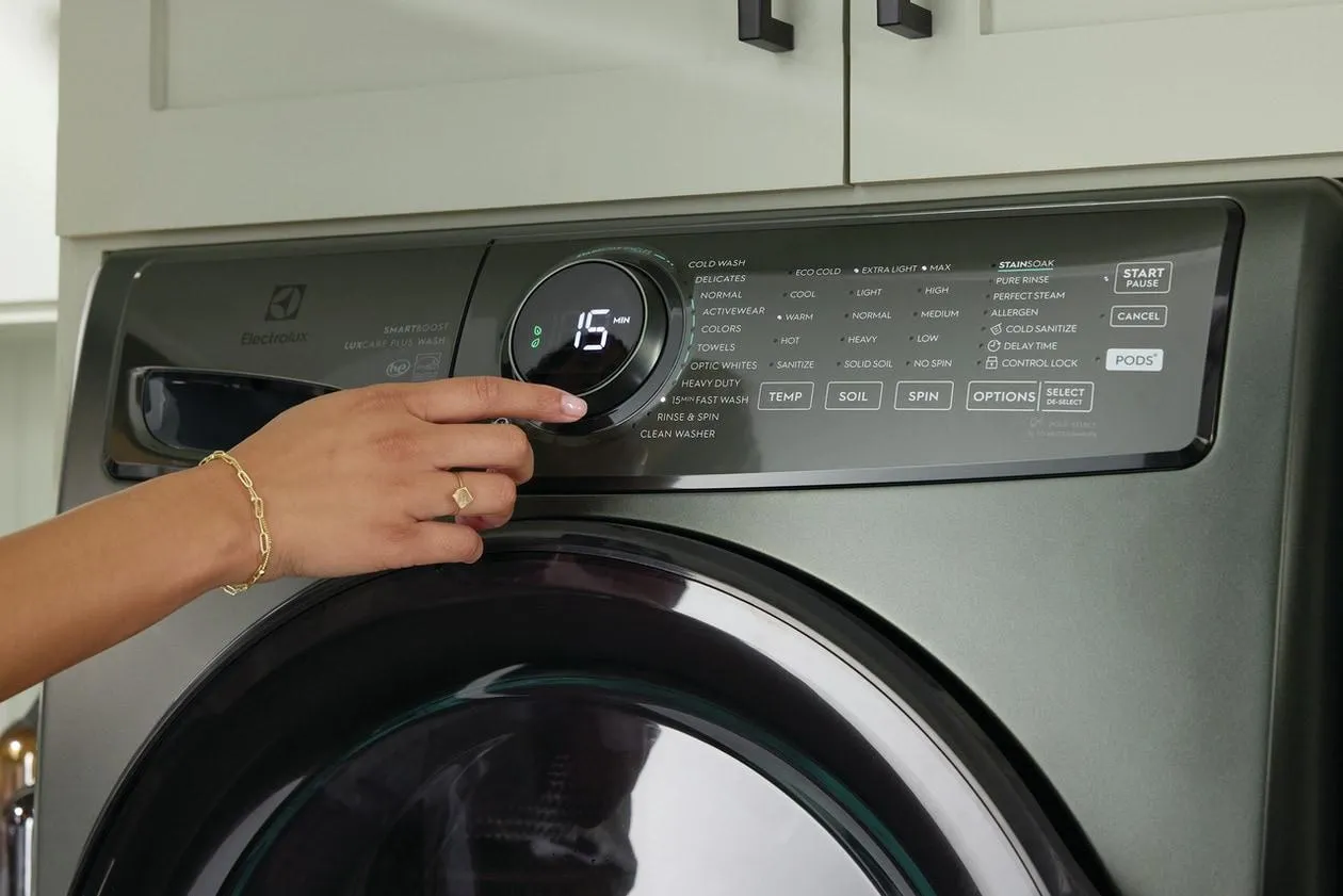 Electrolux ELFW7738AA Electrolux Front Load Perfect Steam&#8482; Washer With Luxcare Plus Wash And Smartboost - 4.5 Cu. Ft.
