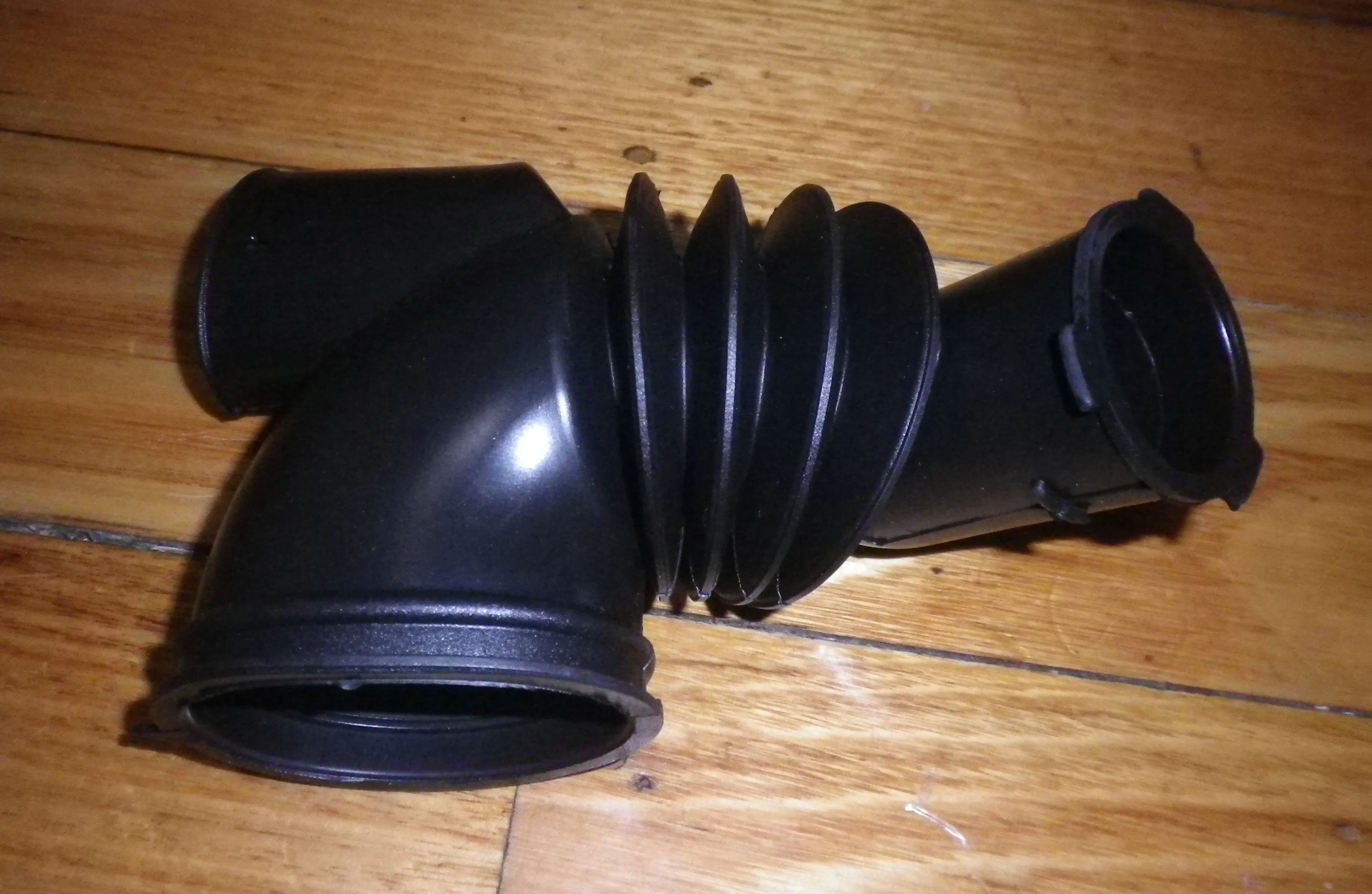 Electrolux EW1055F Frontload Washer Tub Sump Bellows Hose - Part # 1320057001