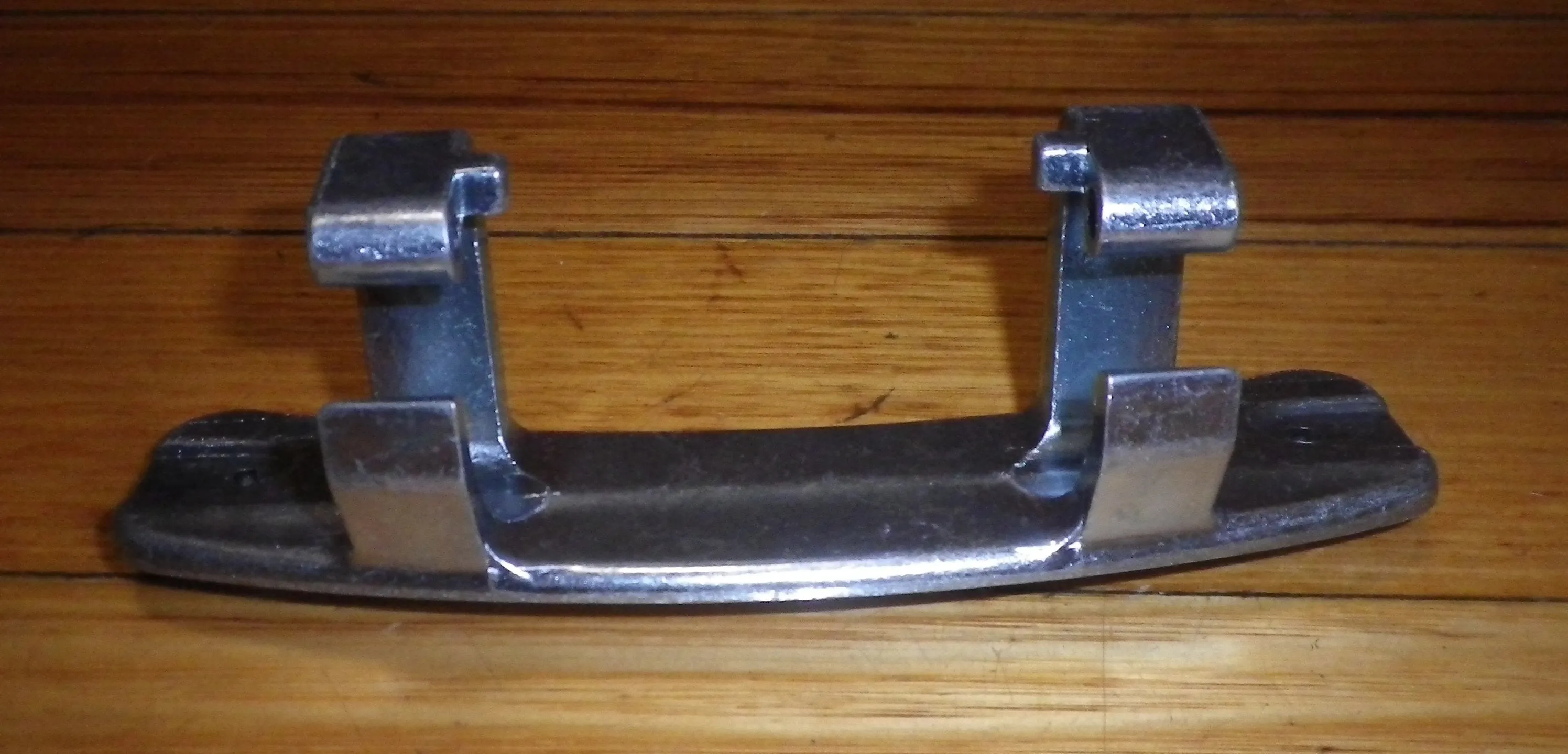 Electrolux Frontload Washer & Washer/Dryer Door Hinge - Part # 1479107011