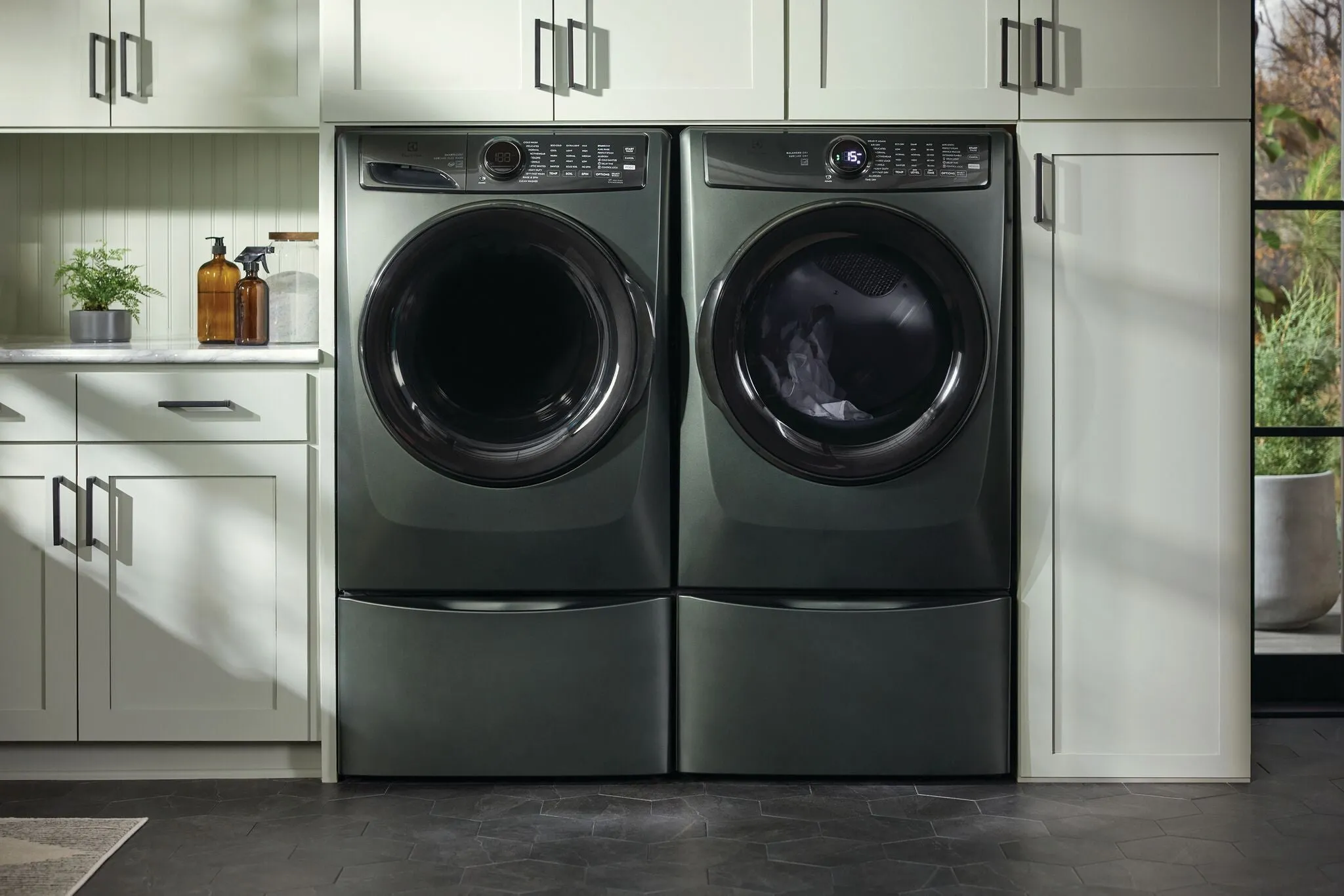 Electrolux Green Front Load Perfect Steam Washer with LuxCare (5.2 Cu. Ft.) - ELFW7738AA