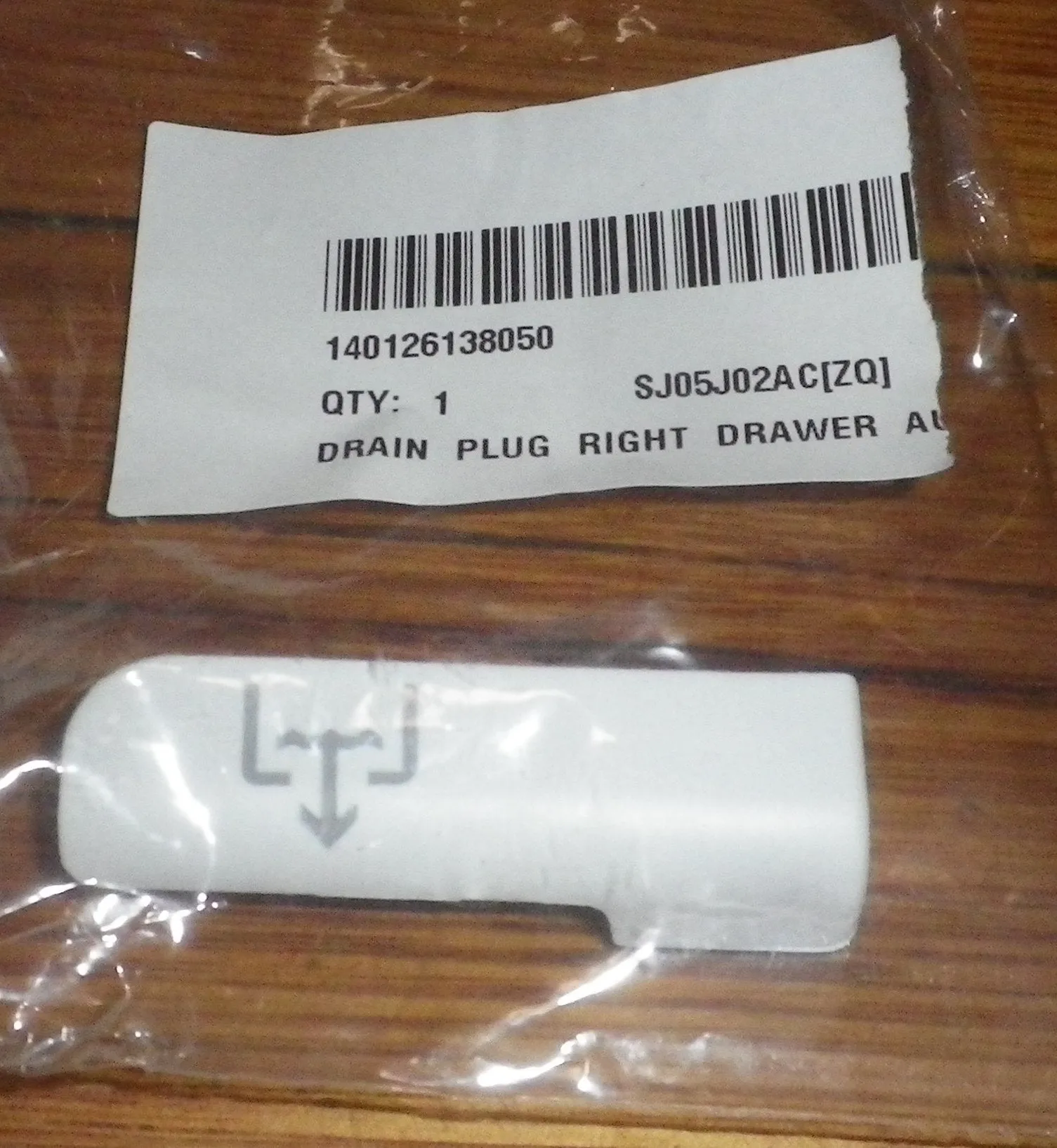 Electrolux RH Drain Cap for EWF1041ZDWA Front Loader Detergent Drawer - Part # 140126138050