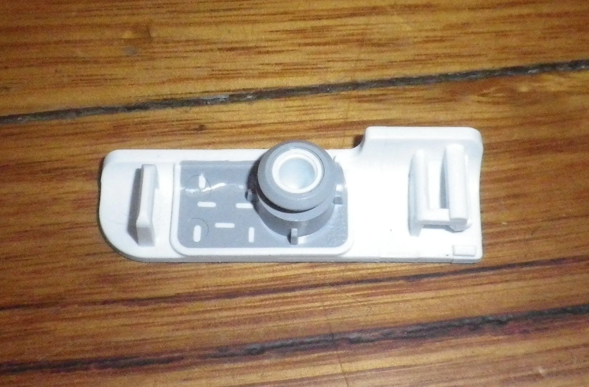 Electrolux RH Drain Cap for EWF1041ZDWA Front Loader Detergent Drawer - Part # 140126138050