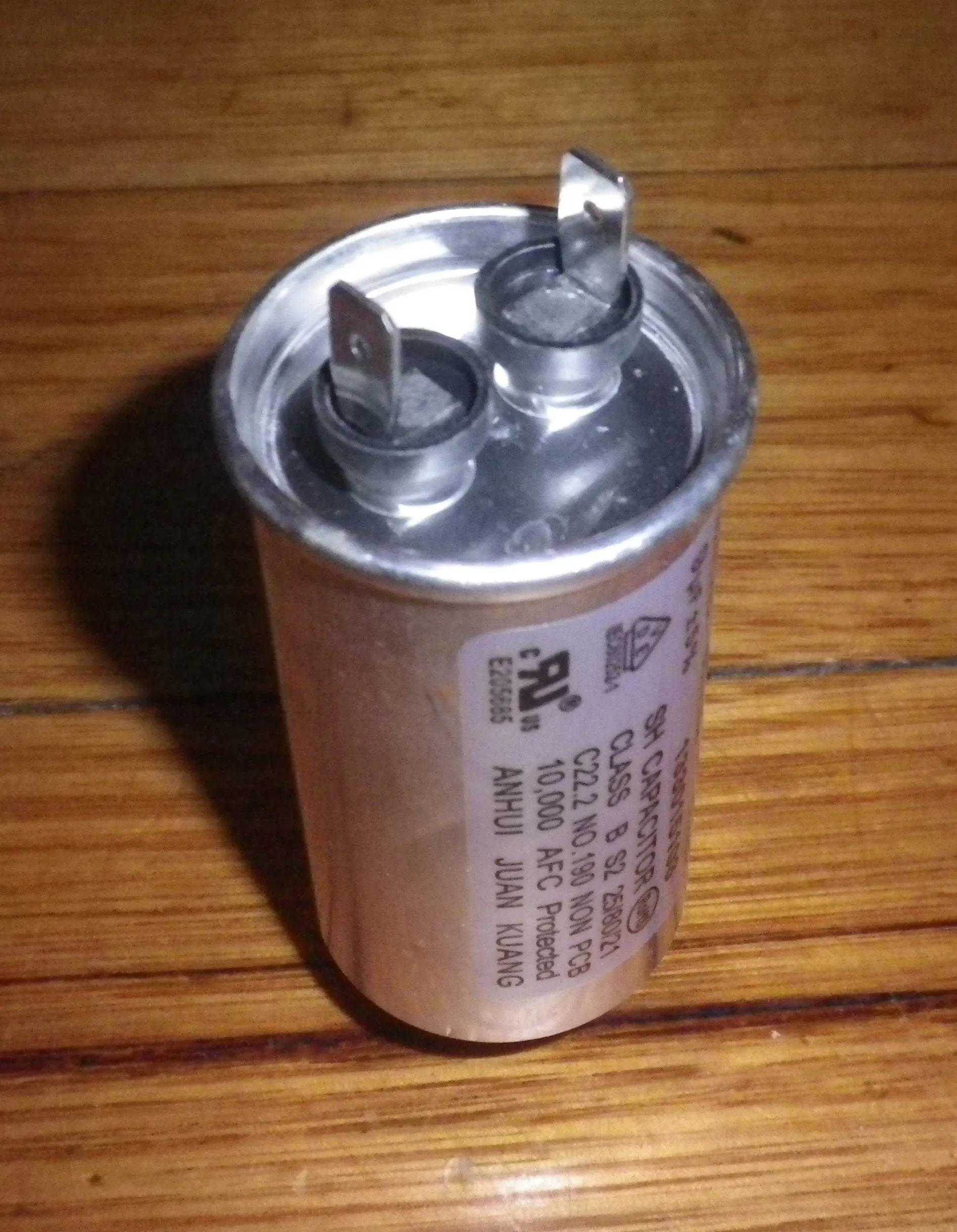Electrolux, Simpson Dryer 9uF 425Volt Motor Start/Run Capacitor - Part # 8581330151037