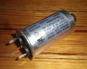 Electrolux, Simpson Dryer 9uF 425Volt Motor Start/Run Capacitor - Part # 8581330151037
