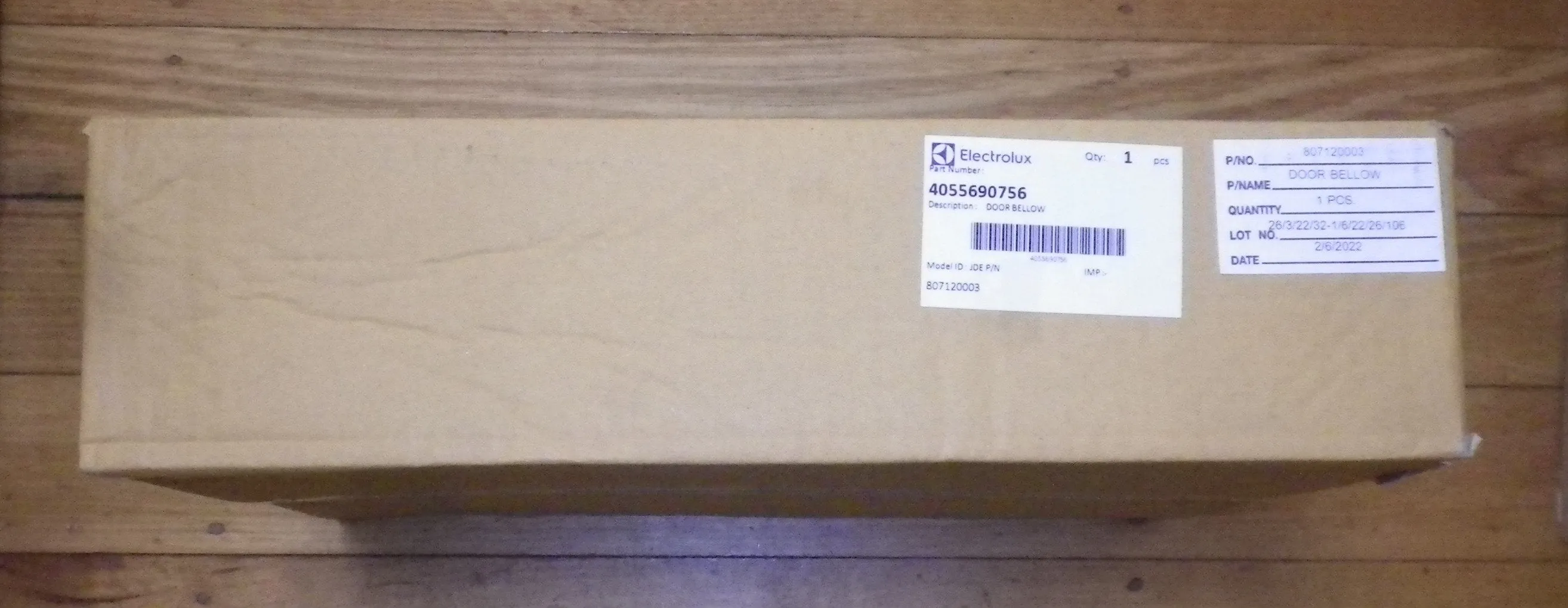 Electrolux WWF1274, Simpson SWF14743 Front Loader Door Gasket - Part # 4055690756
