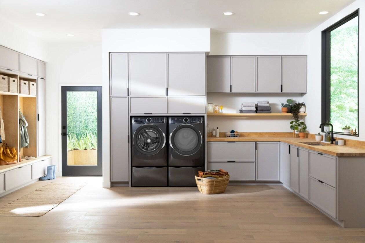 Electrolux ELFG7637BT Electrolux Front Load Perfect Steam&#8482; Gas Dryer With Luxcare Dry And Instant Refresh &#8482; 8.0 Cu. Ft.