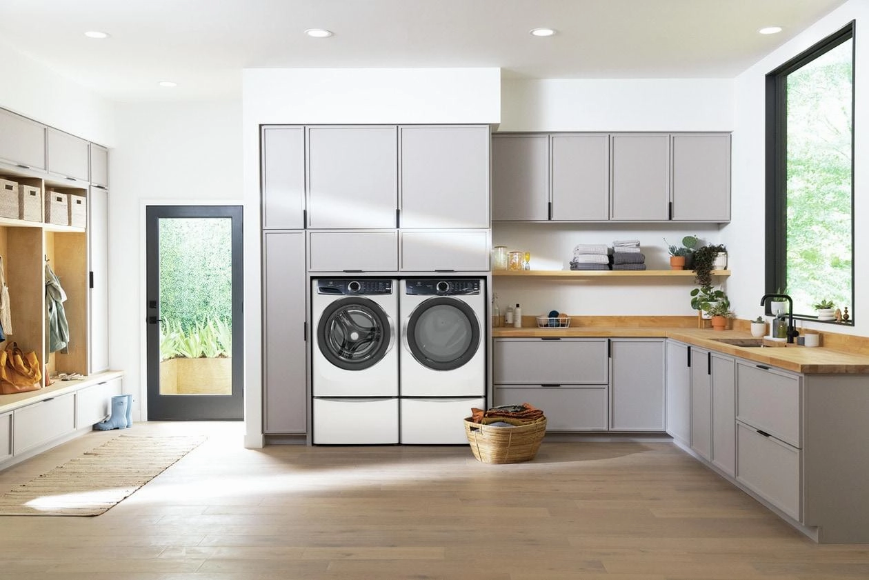Electrolux ELFG7637BW Electrolux Front Load Perfect Steam&#8482; Gas Dryer With Luxcare Dry And Instant Refresh &#8482; 8.0 Cu. Ft.