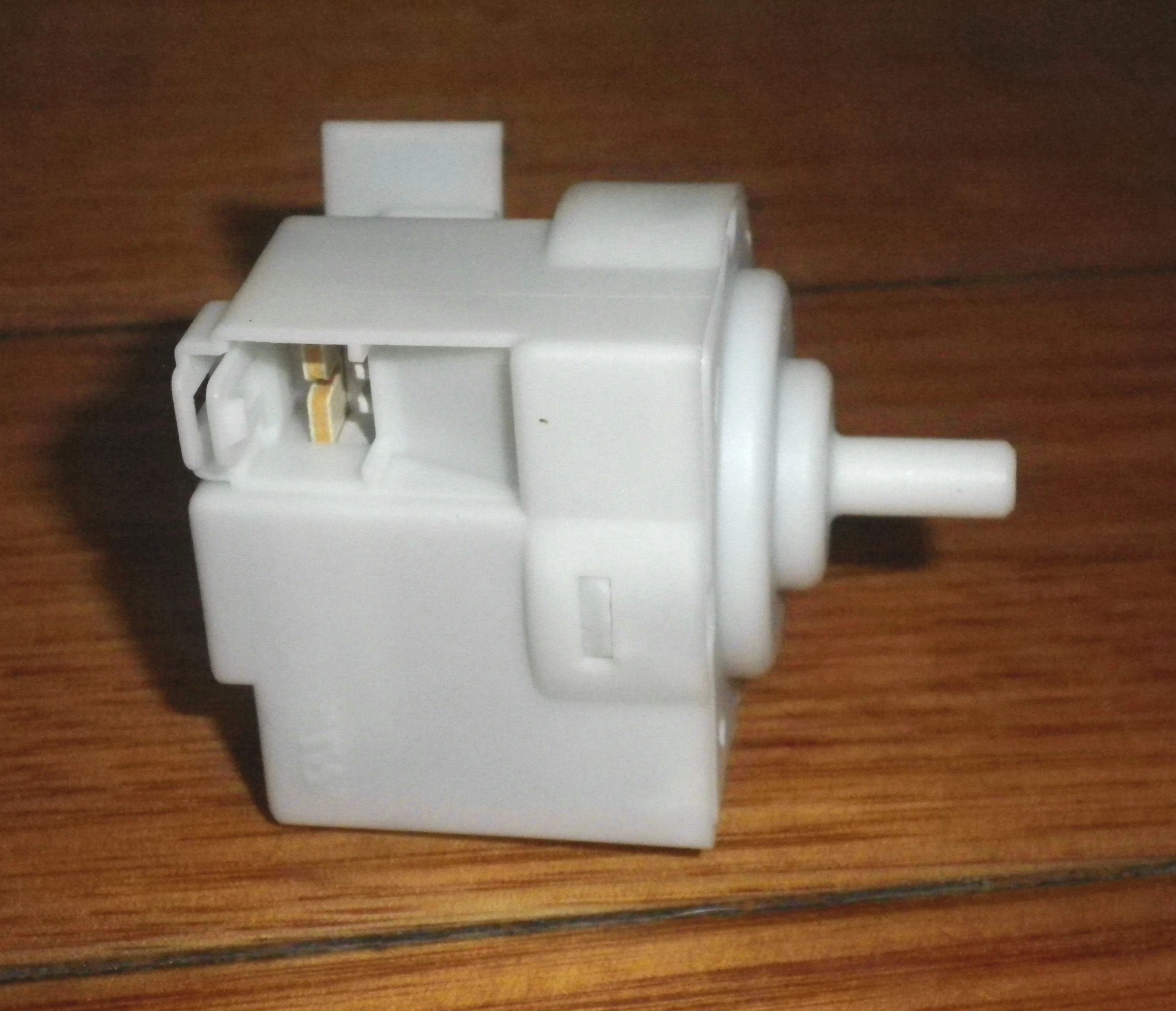 Electrolux EWF1282 Front Loader Washer Pressure Switch - Part # 8581328195020