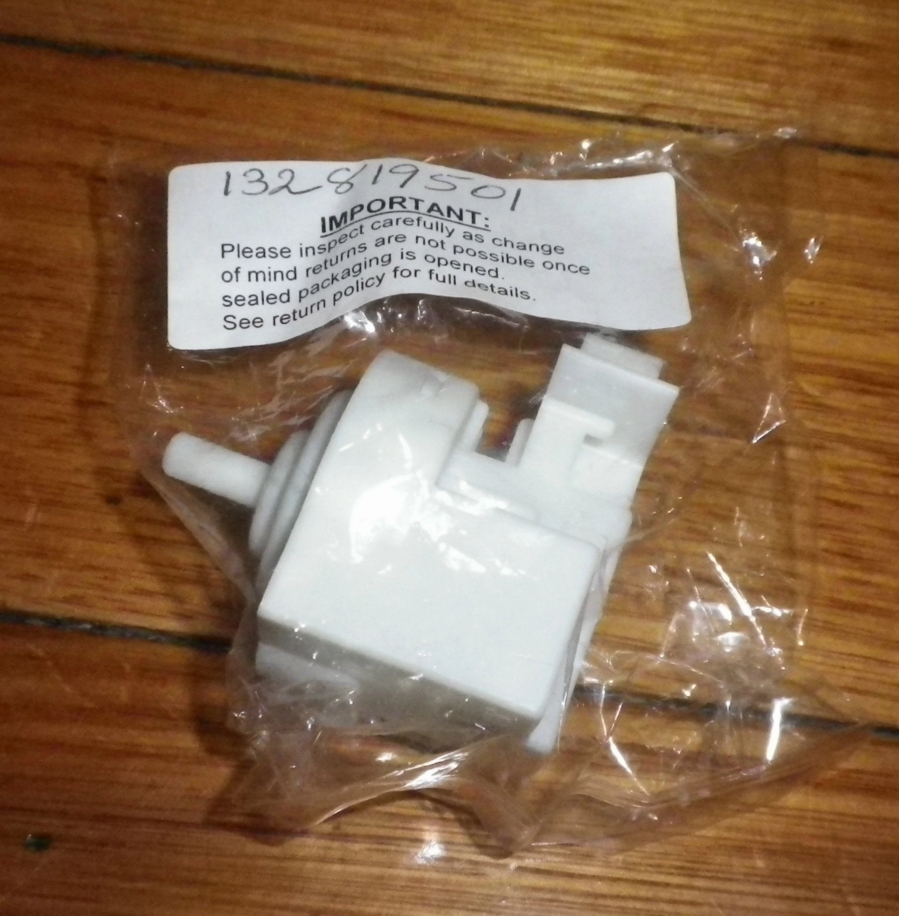 Electrolux EWF1282 Front Loader Washer Pressure Switch - Part # 8581328195020