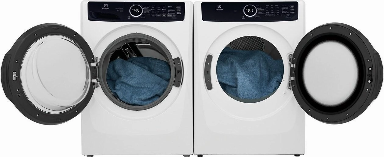 Electrolux Front Load Perfect Steam(TM) Gas Dryer with Instant Refresh - 8.0 Cu. Ft. - (ELFG7437AW)