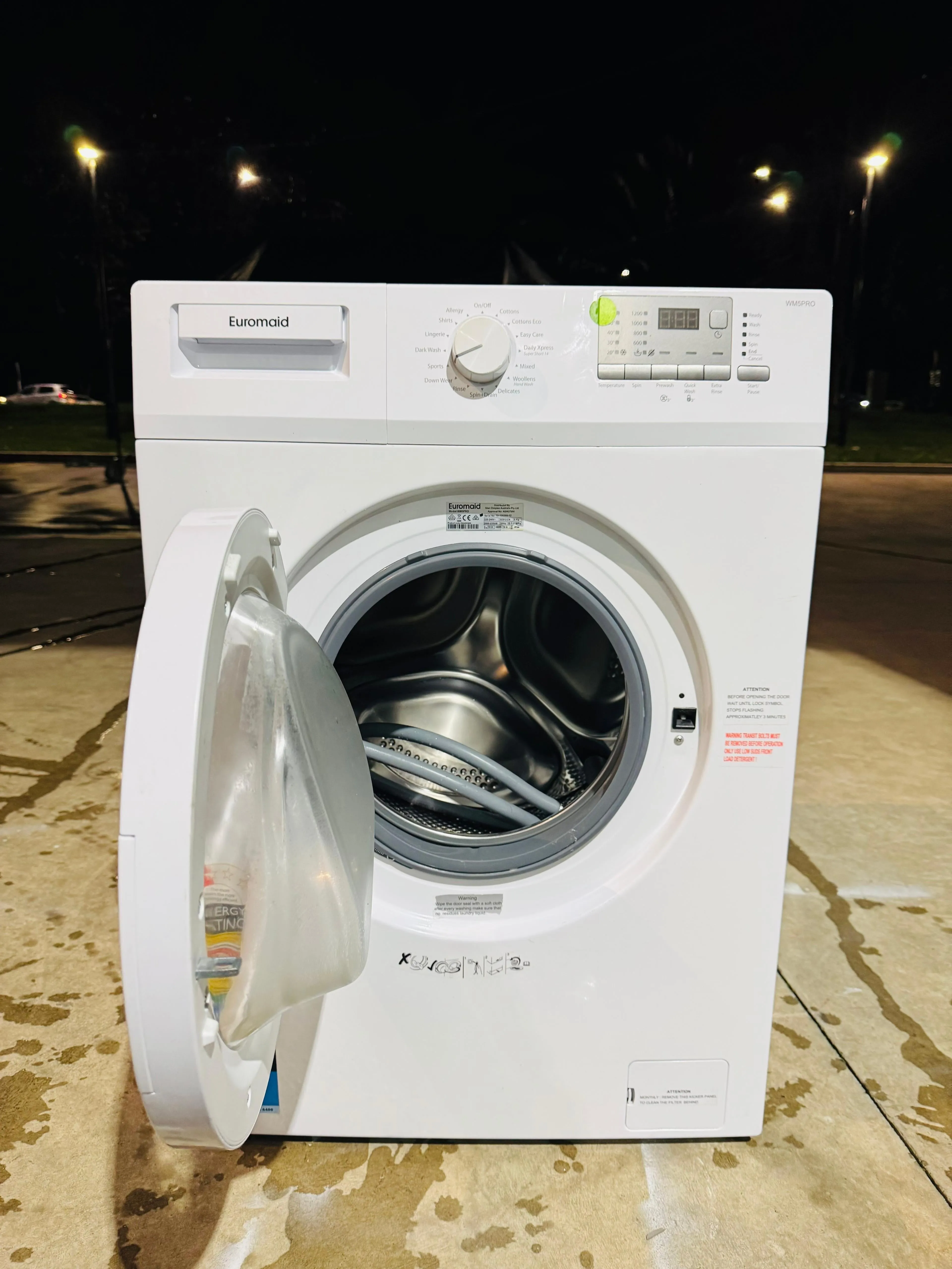 **EUROMAID 5 KGS FRONT LOADER WASHING MACHINE**
