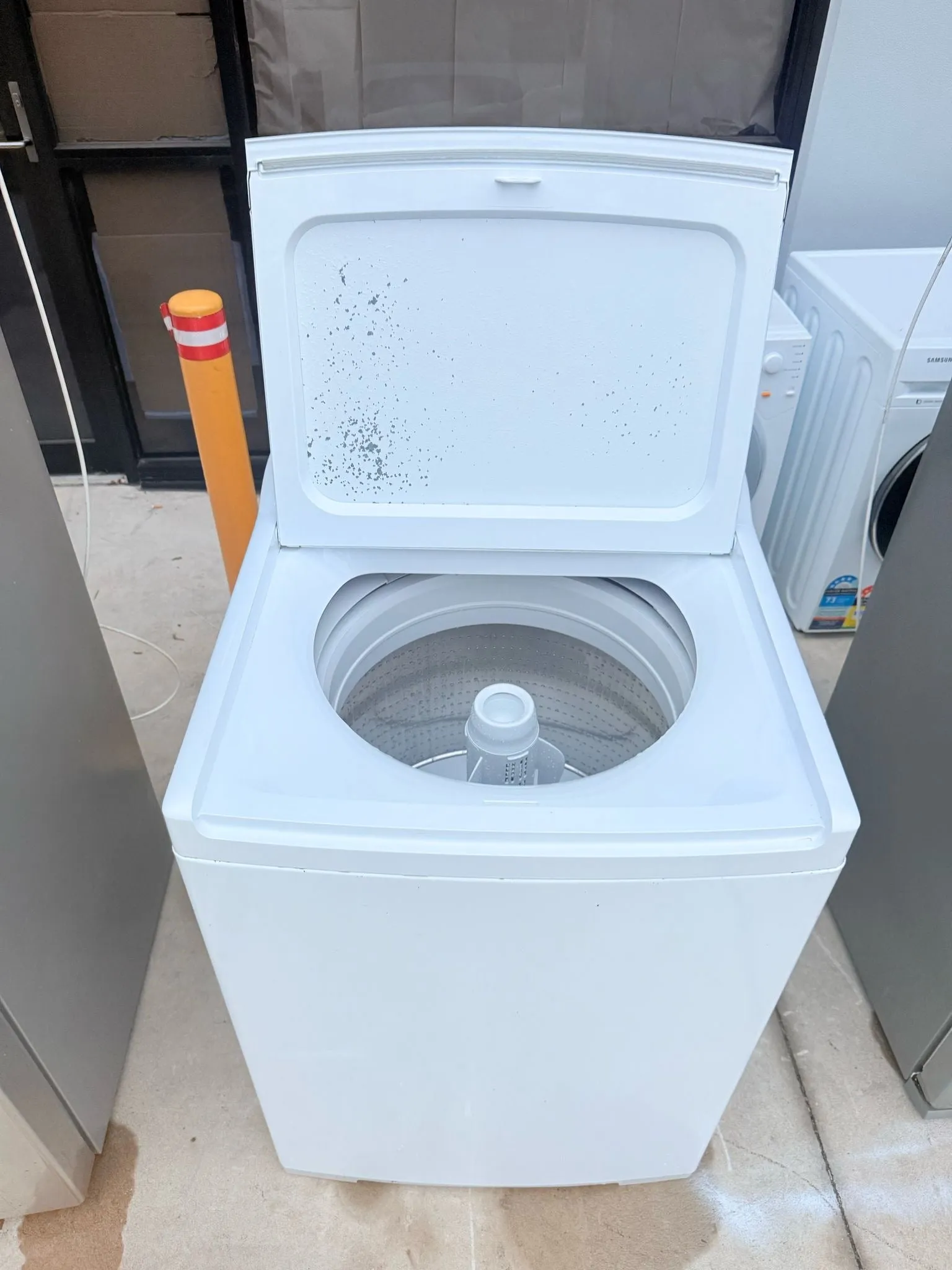**FISHER & PAYKEL 10 KGS TOP LOADER WASHING MACHINE**