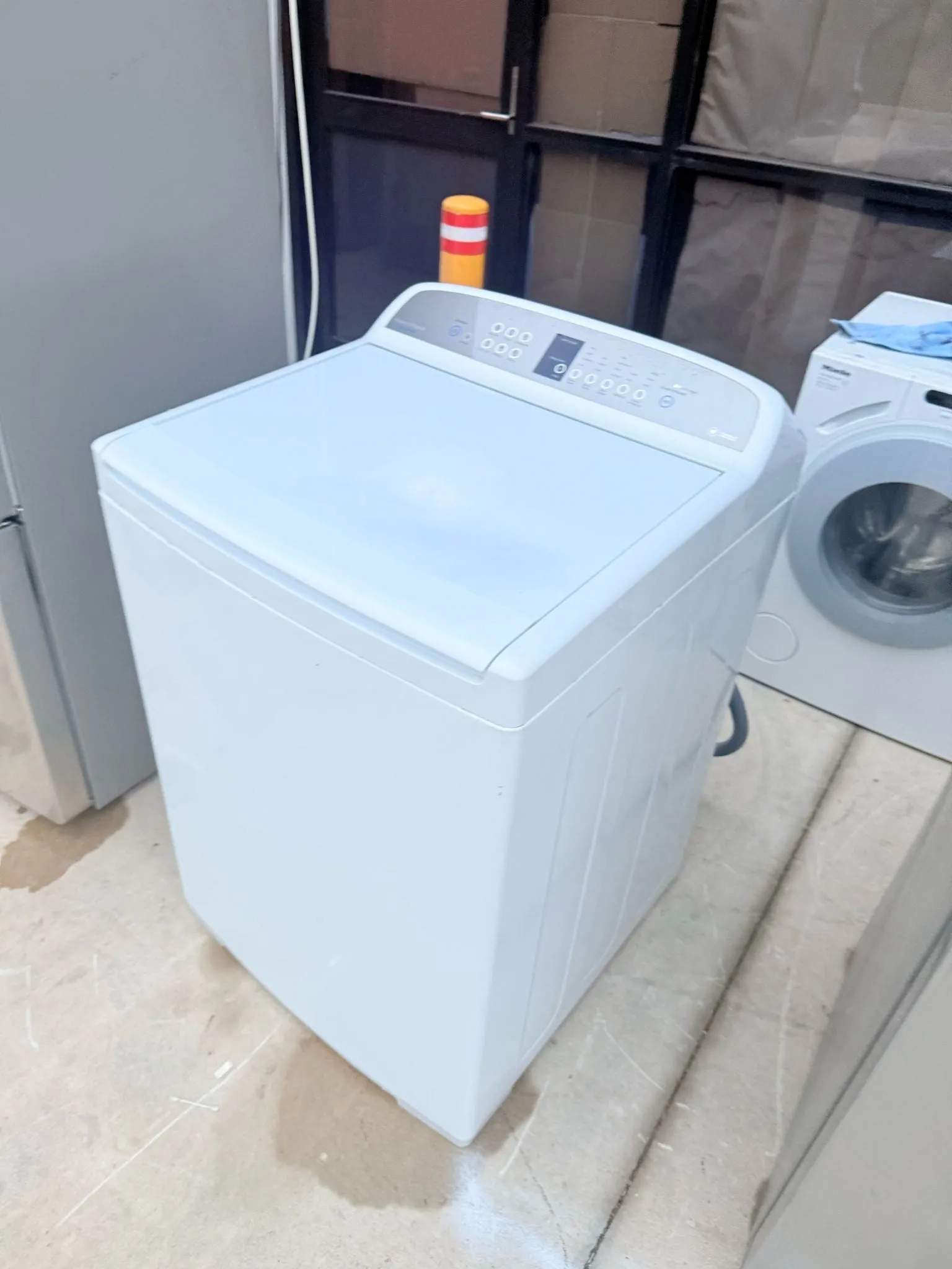 **FISHER & PAYKEL 10 KGS TOP LOADER WASHING MACHINE**