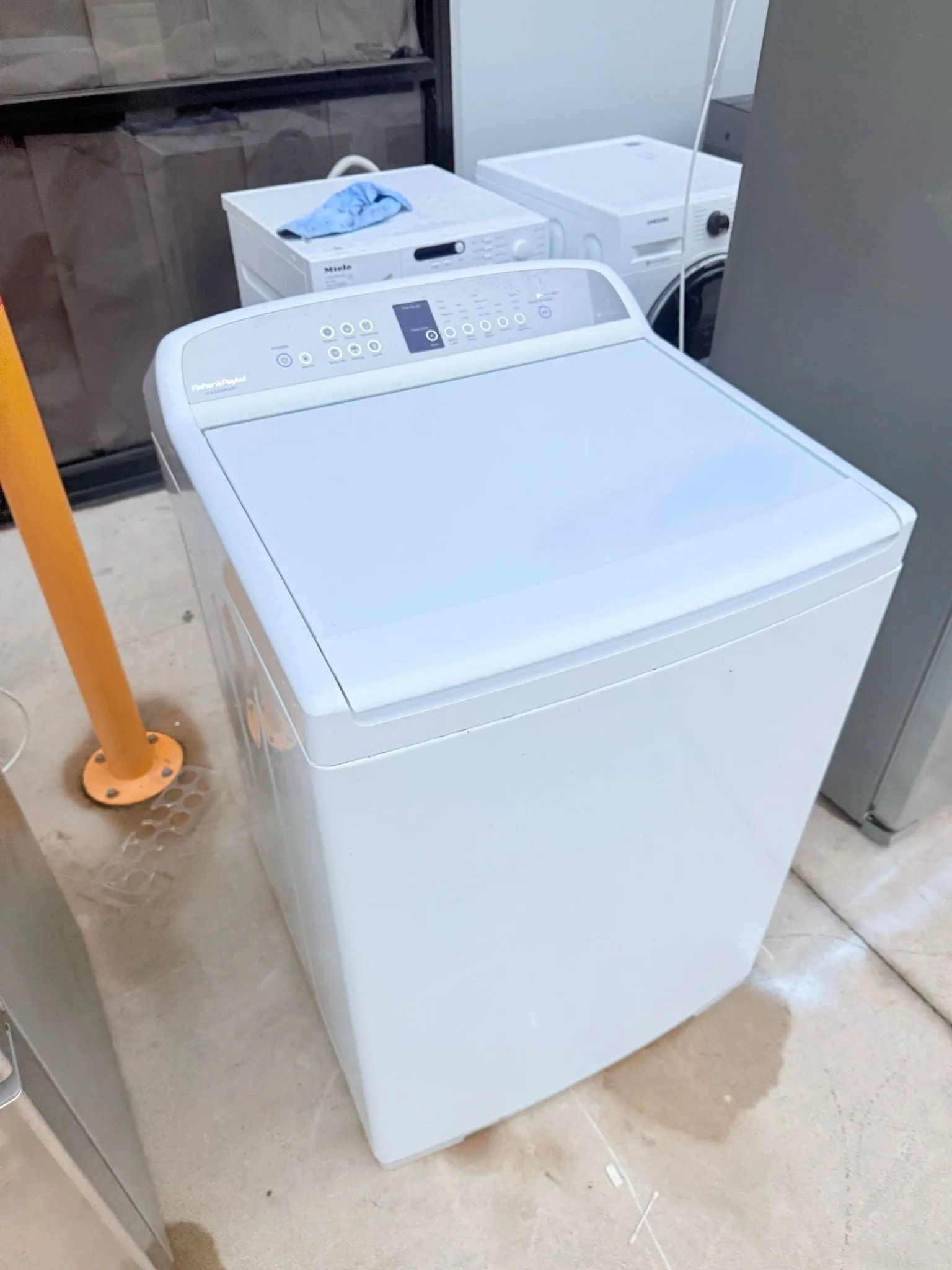 **FISHER & PAYKEL 10 KGS TOP LOADER WASHING MACHINE**