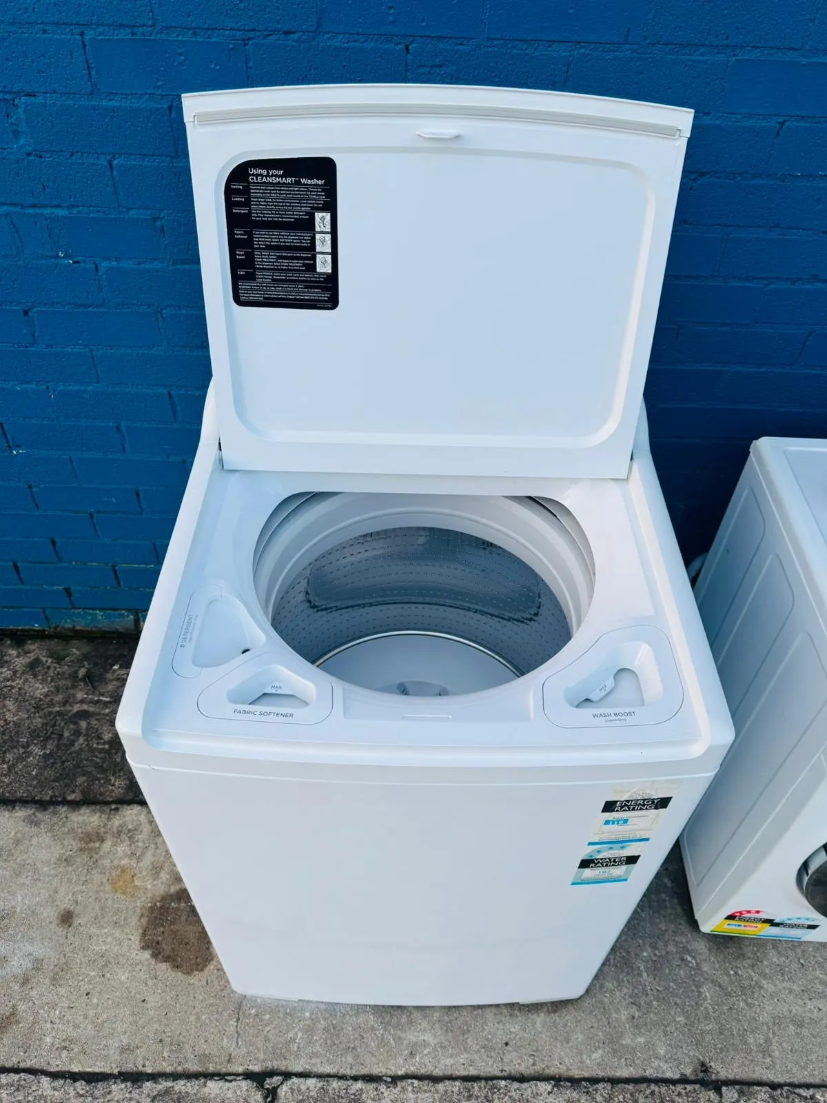 **FISHER & PAYKEL 10 KGS TOP LOADER WASHING MACHINE**