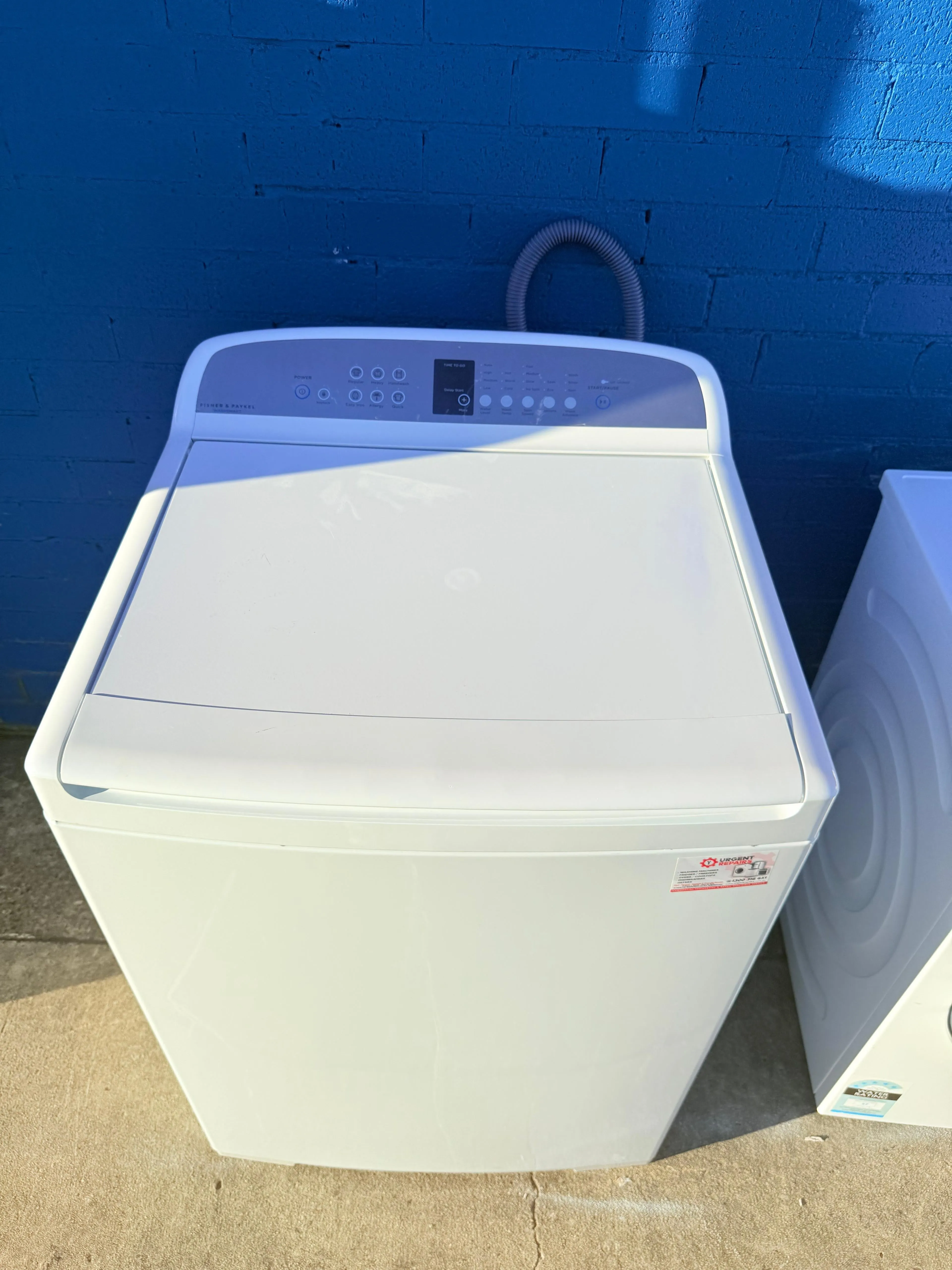 **FISHER & PAYKEL 10 KGS TOP LOADER WASHING MACHINE**