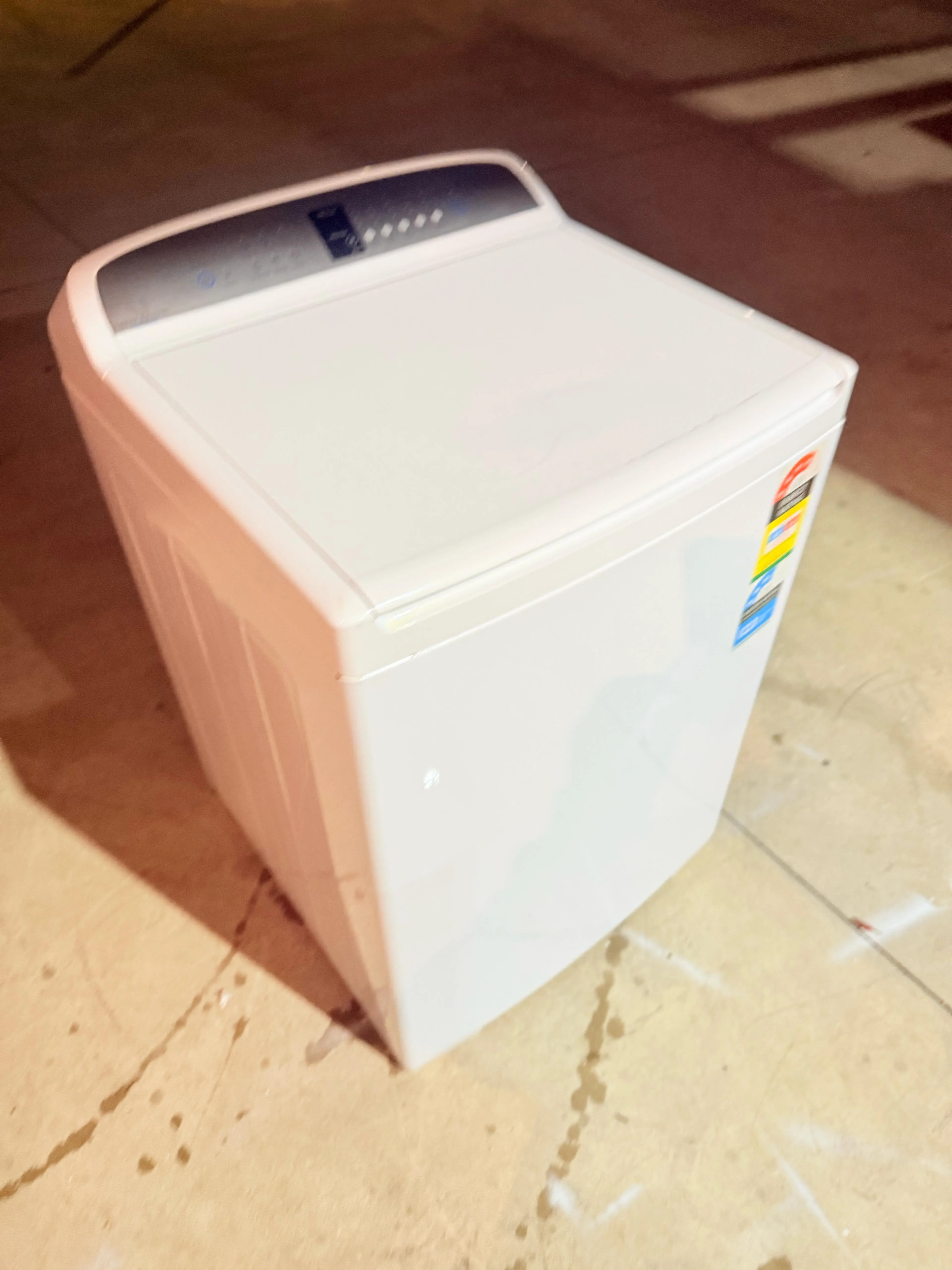 **FISHER & PAYKEL 10 KGS TOP LOADER WASHING MACHINE**