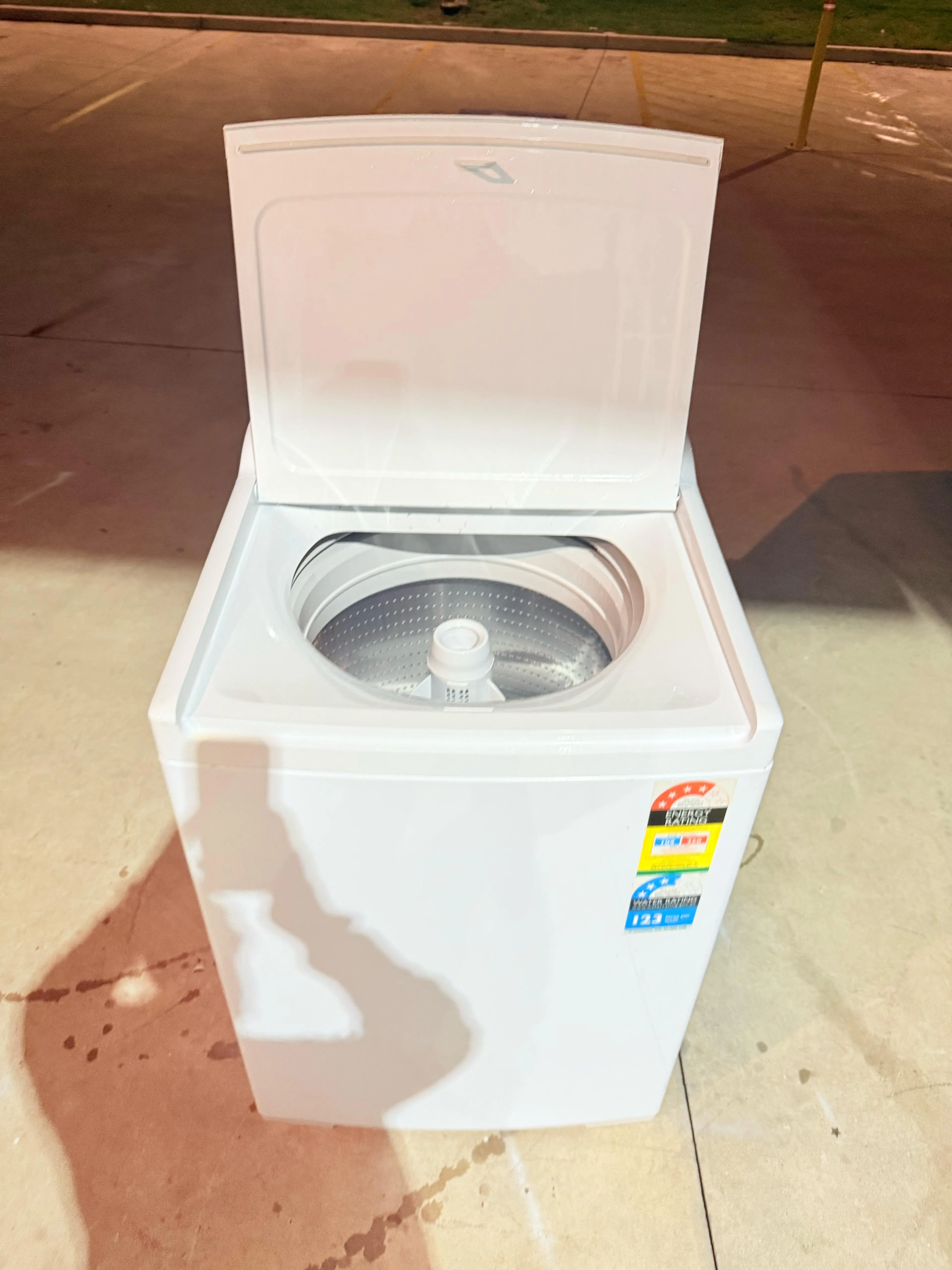 **FISHER & PAYKEL 10 KGS TOP LOADER WASHING MACHINE**