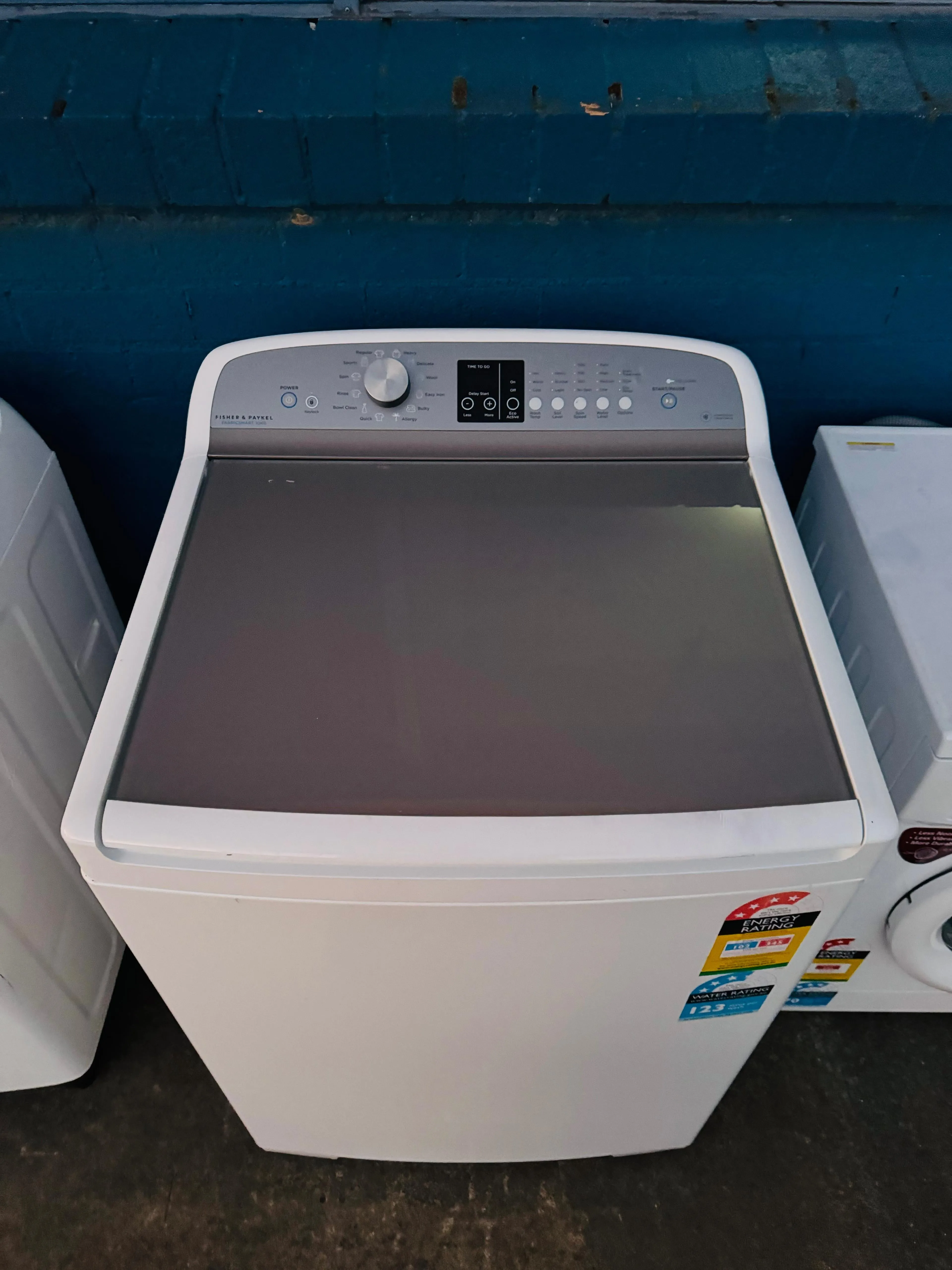 **FISHER & PAYKEL 10 KGS TOP LOADER WASHING MACHINE**