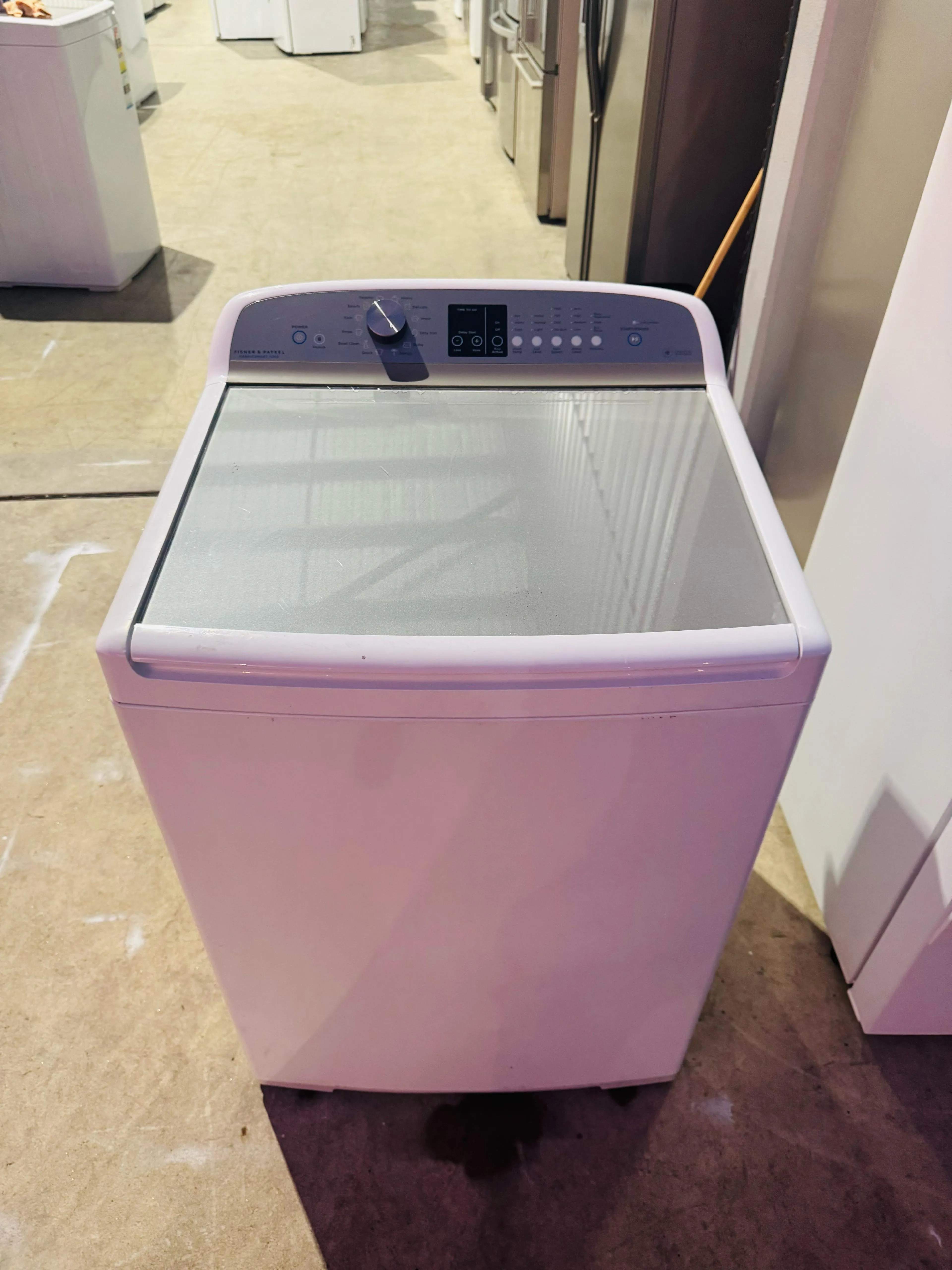 **FISHER & PAYKEL 10KGS  TOP LOADER WASHING MACHINE** FREE DELIVERY