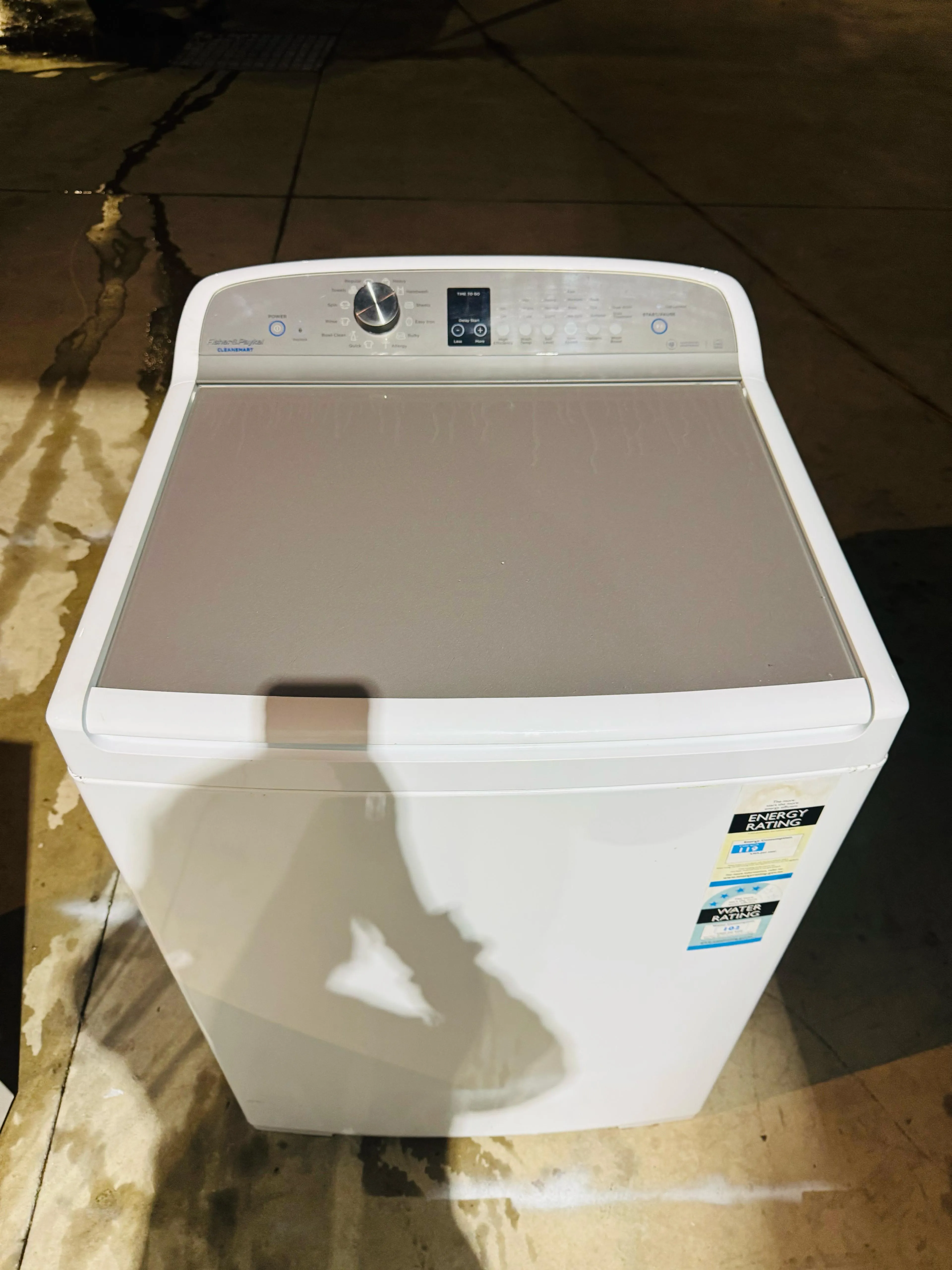 **FISHER & PAYKEL 10KGS  TOP LOADER WASHING MACHINE** FREE DELIVERY