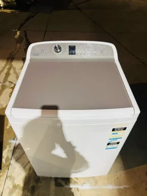 **FISHER & PAYKEL 10KGS  TOP LOADER WASHING MACHINE** FREE DELIVERY