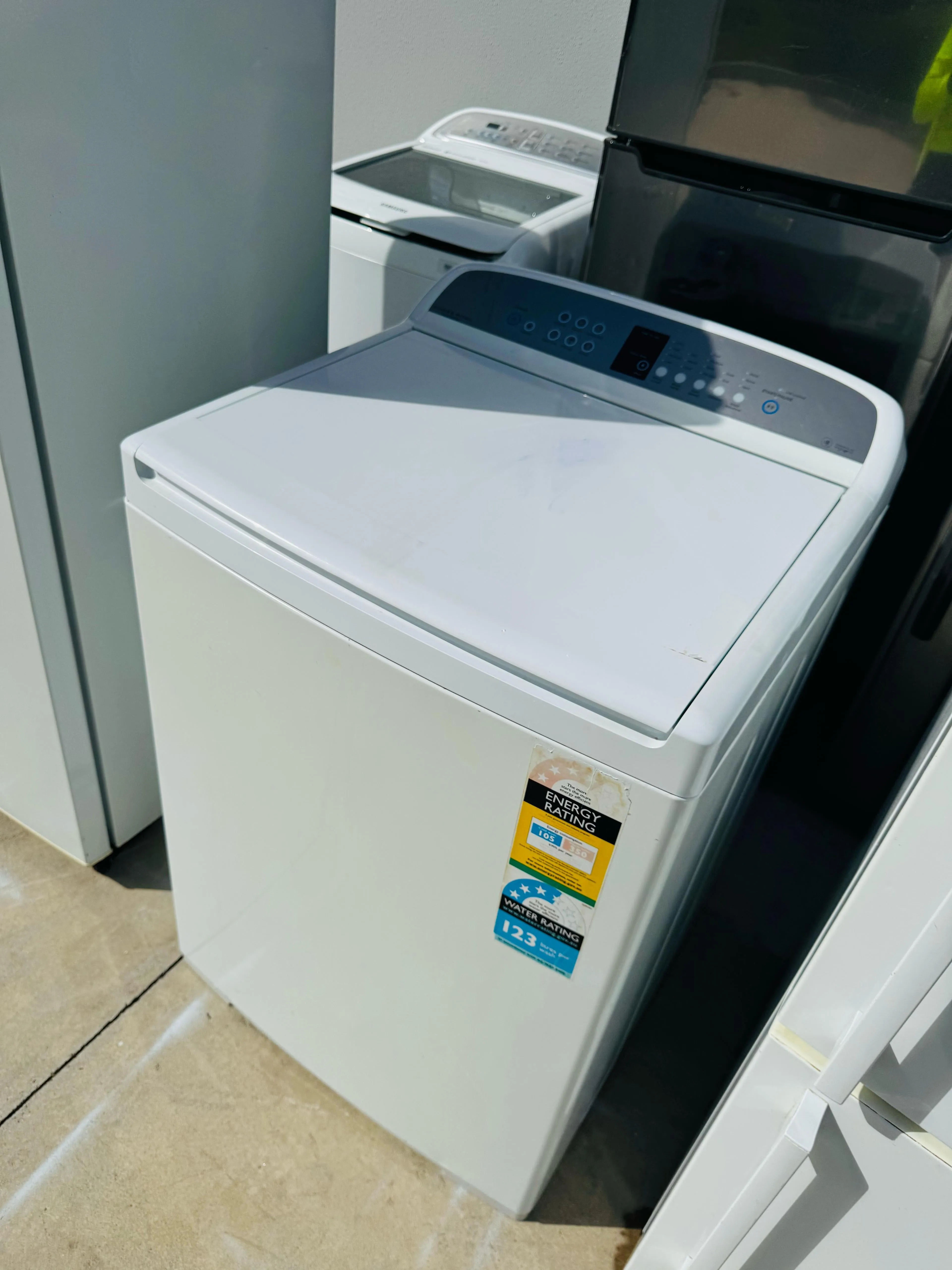**FISHER & PAYKEL 10KGS TOP LOADER WASHING MACHINE**