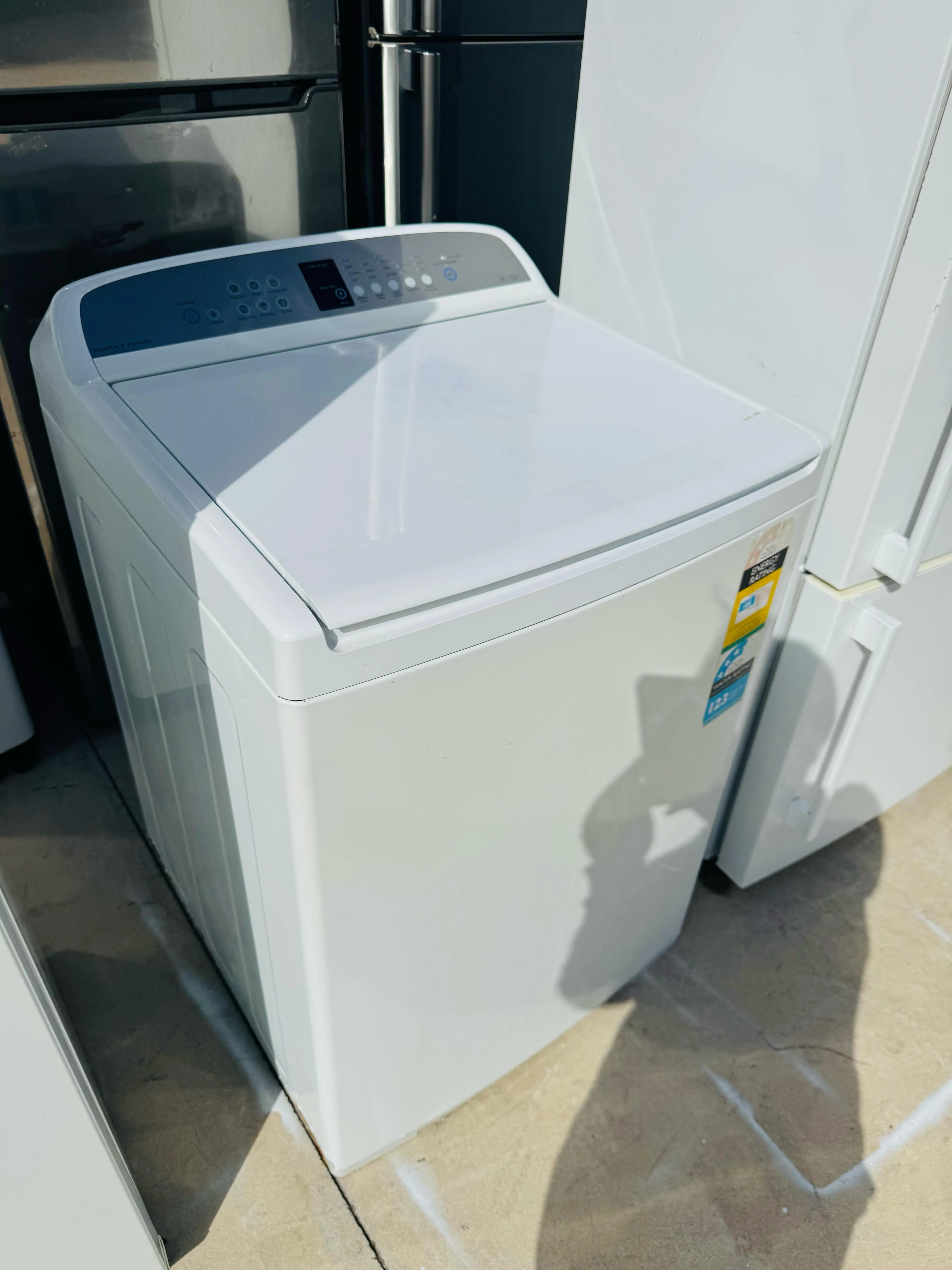 **FISHER & PAYKEL 10KGS TOP LOADER WASHING MACHINE**