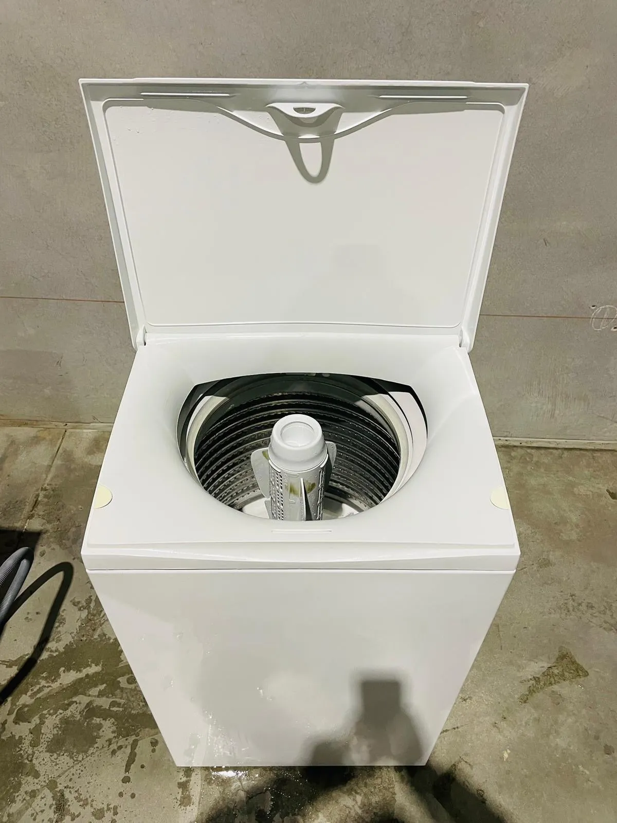 **FISHER & PAYKEL 5.5 KGS TOP LOADER WASHING MACHINE**