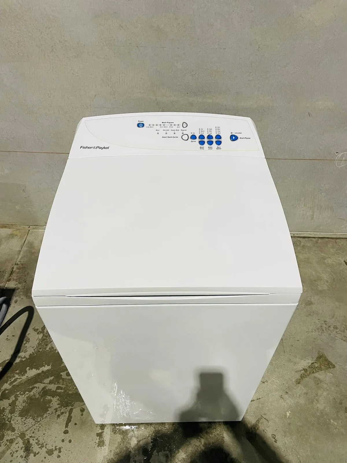 **FISHER & PAYKEL 5.5 KGS TOP LOADER WASHING MACHINE**