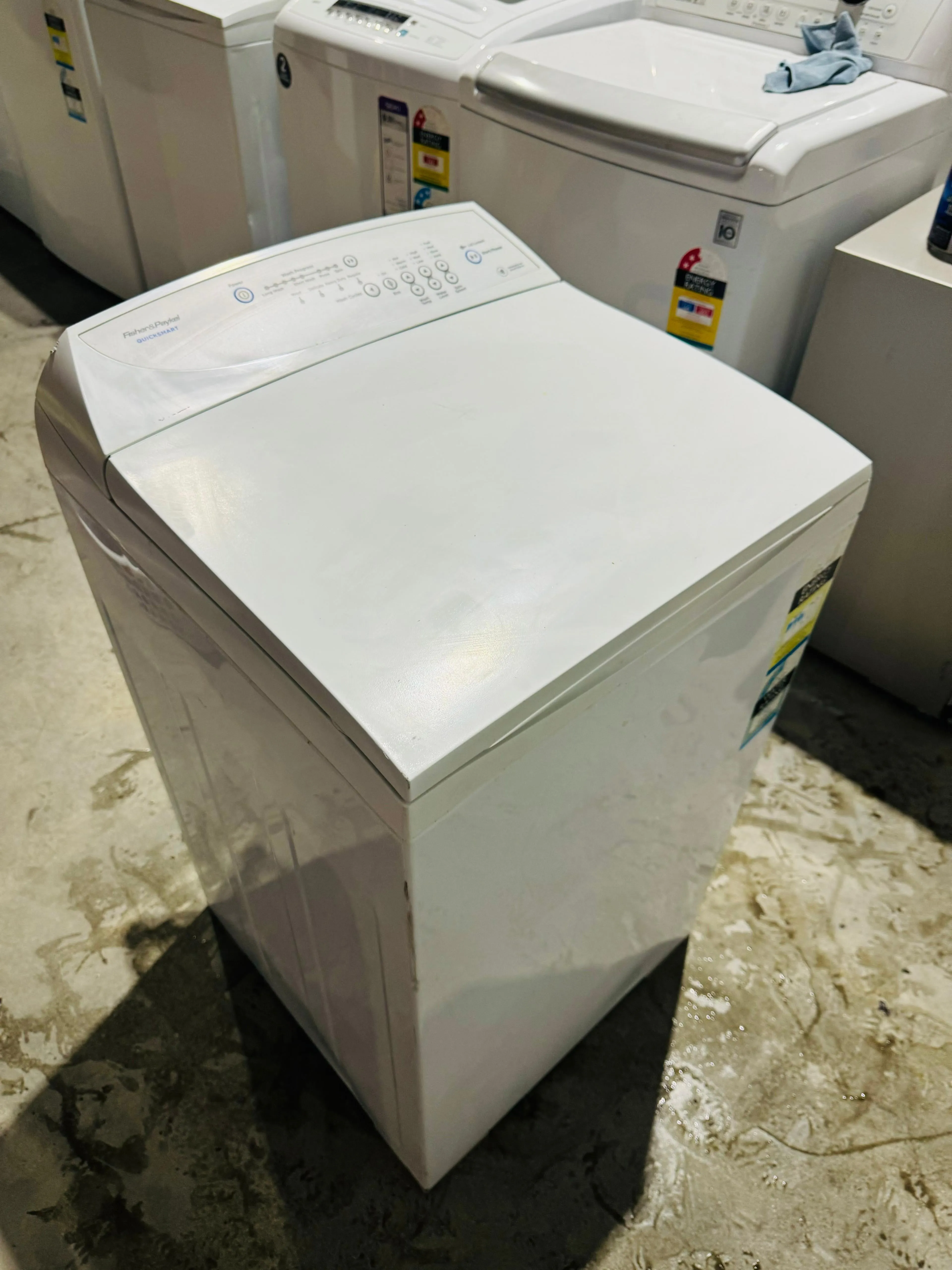 **FISHER & PAYKEL 5.5KGS TOP LOADER WASHING MACHINE**