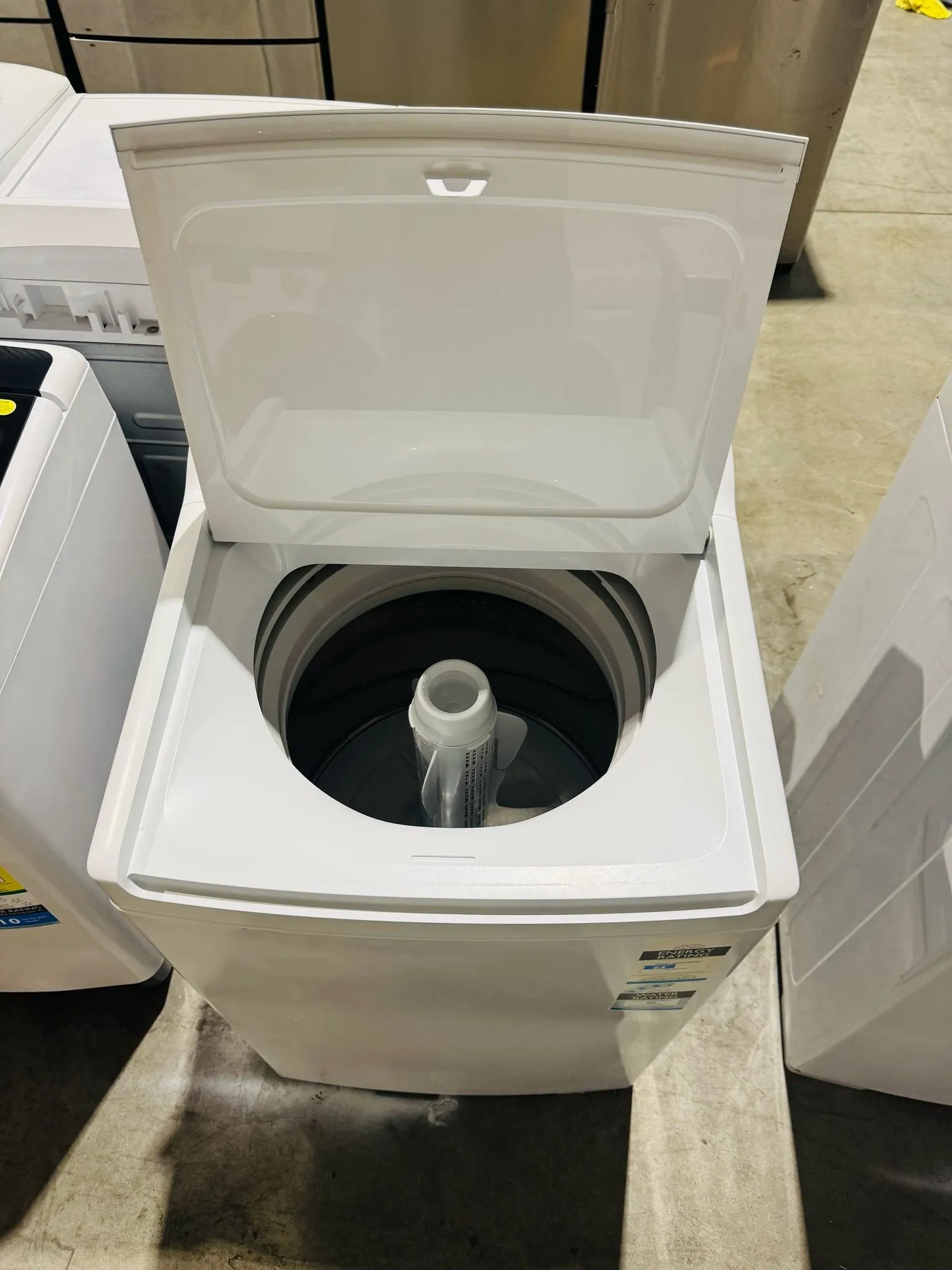 **FISHER & PAYKEL 7 KGS TOP LOADER WASHING MACHINE (C)**