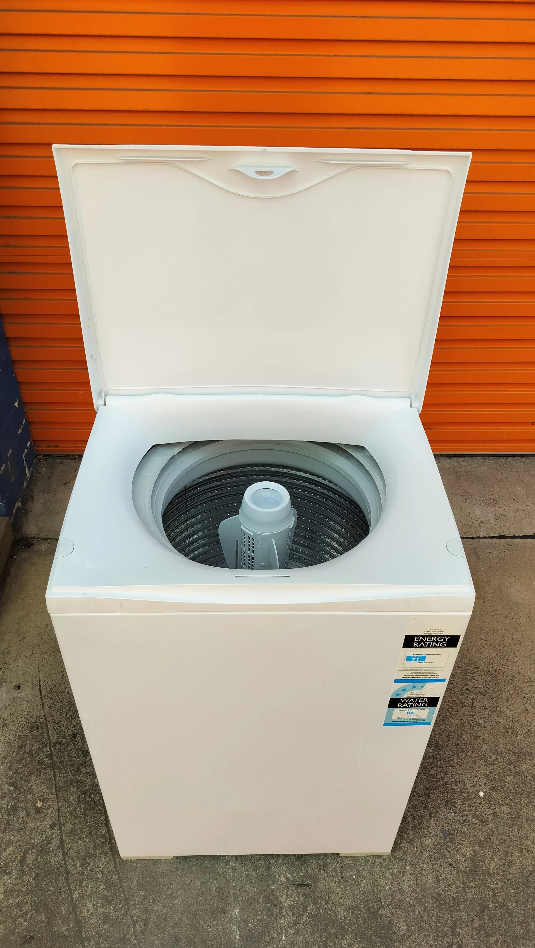 **FISHER & PAYKEL 7 KGS TOP LOADER WASHING MACHINE**