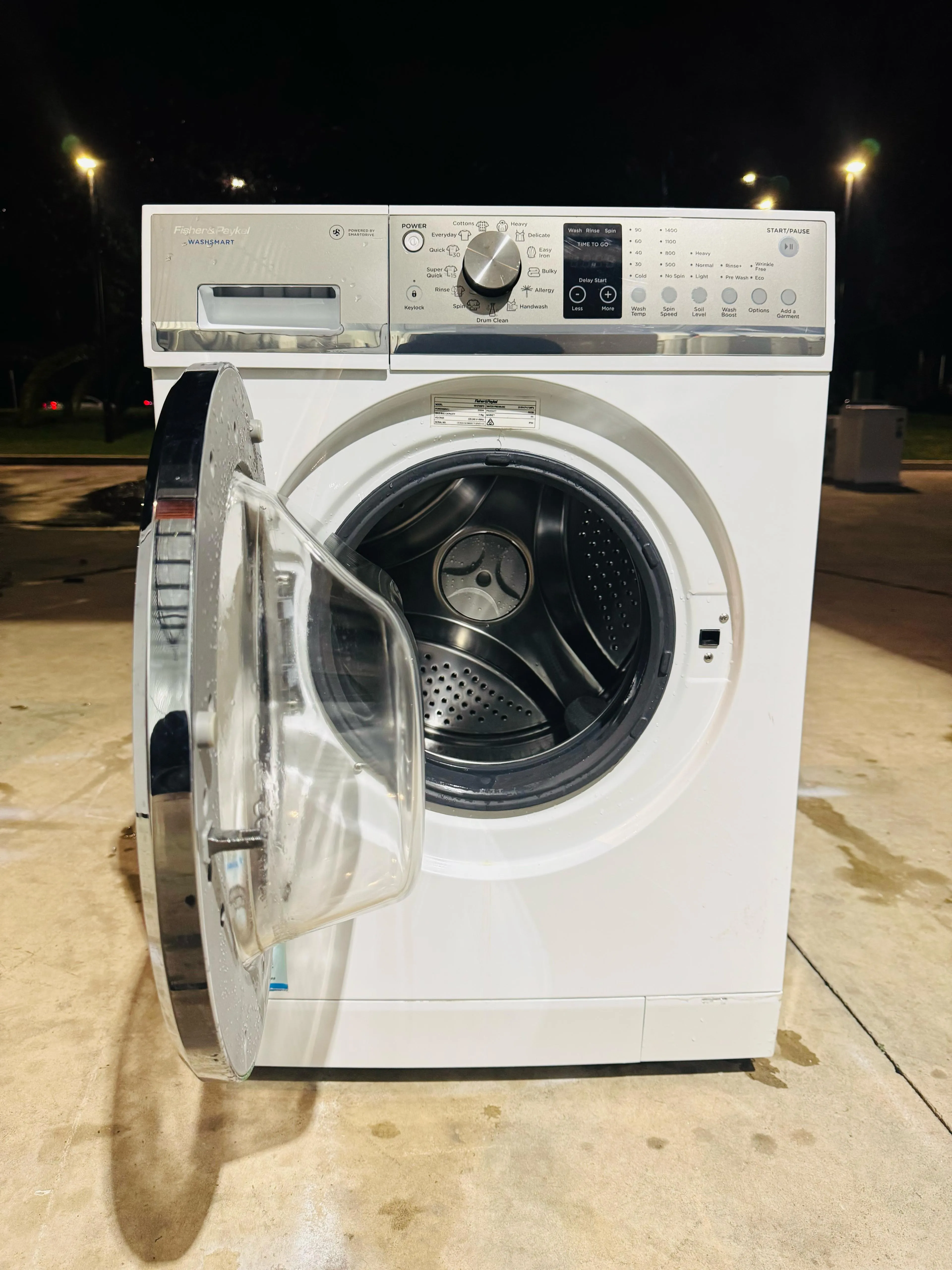 **FISHER & PAYKEL 7.5KGS FRONT LOADER WASHING MACHINE** FREE DELIVERY