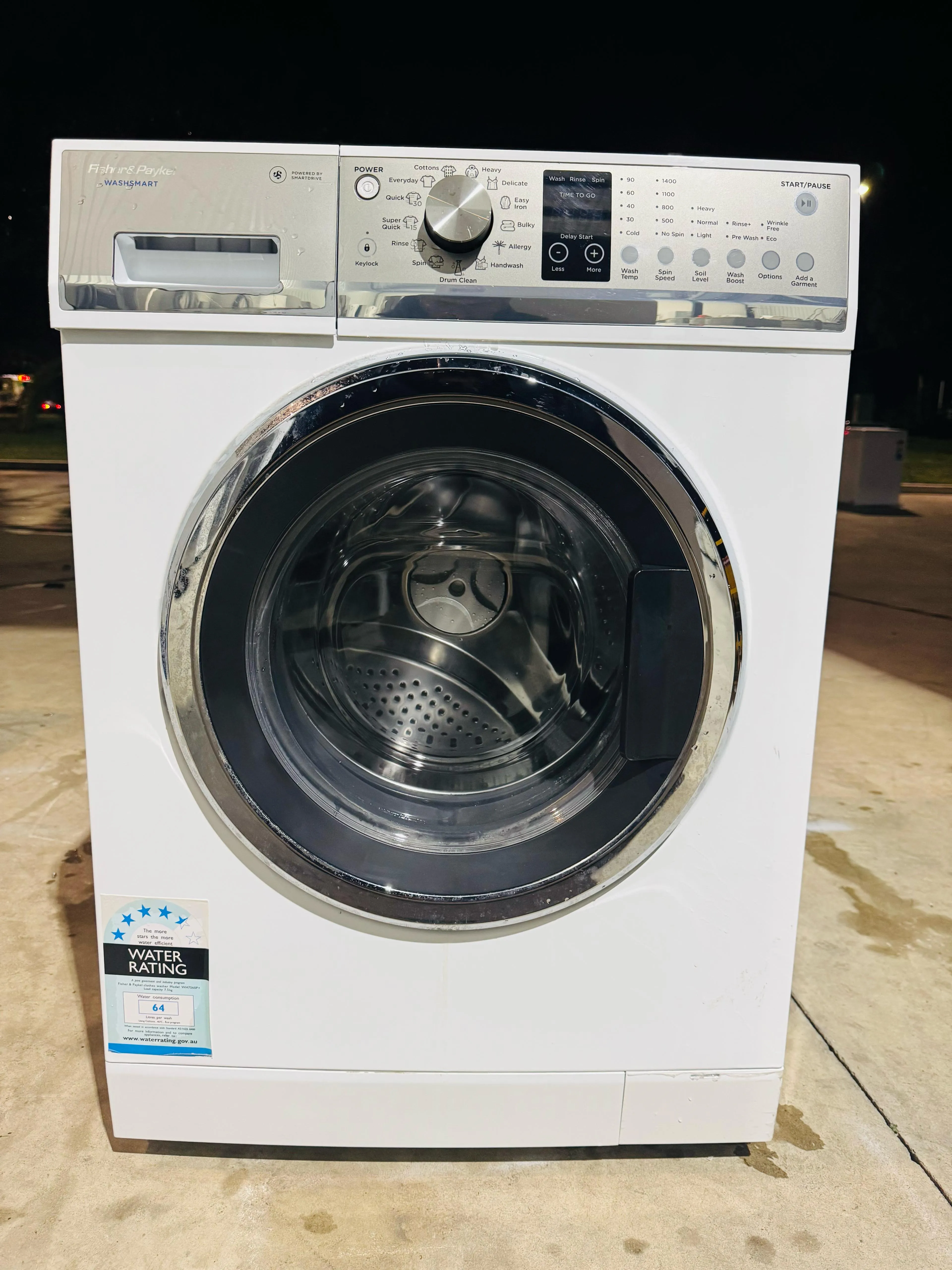 **FISHER & PAYKEL 7.5KGS FRONT LOADER WASHING MACHINE** FREE DELIVERY