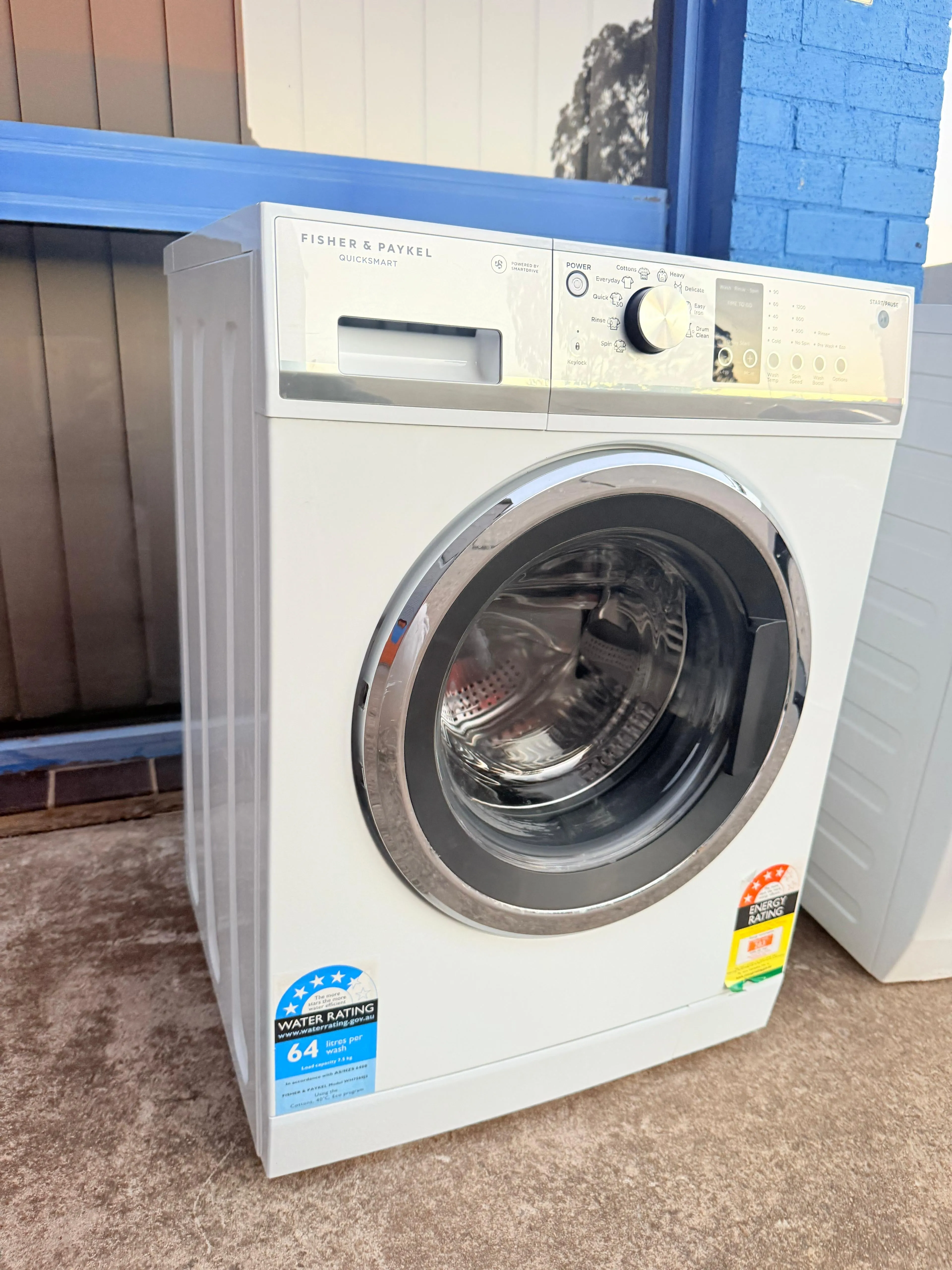 **FISHER & PAYKEL 7.5KGS FRONT LOADER WASHING MACHINE**