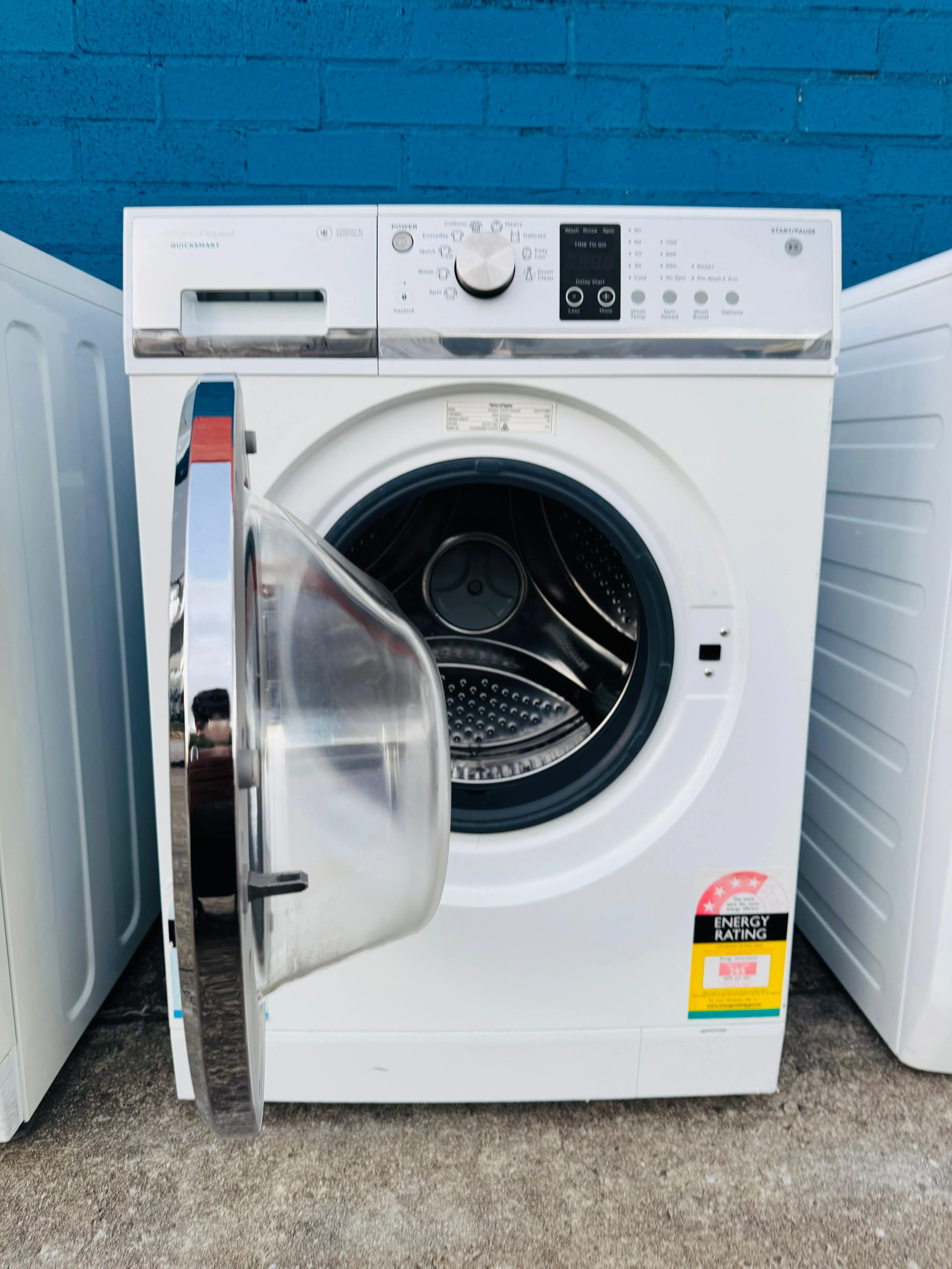 **FISHER & PAYKEL 7.5KGS FRONT LOADER WASHING MACHINE**