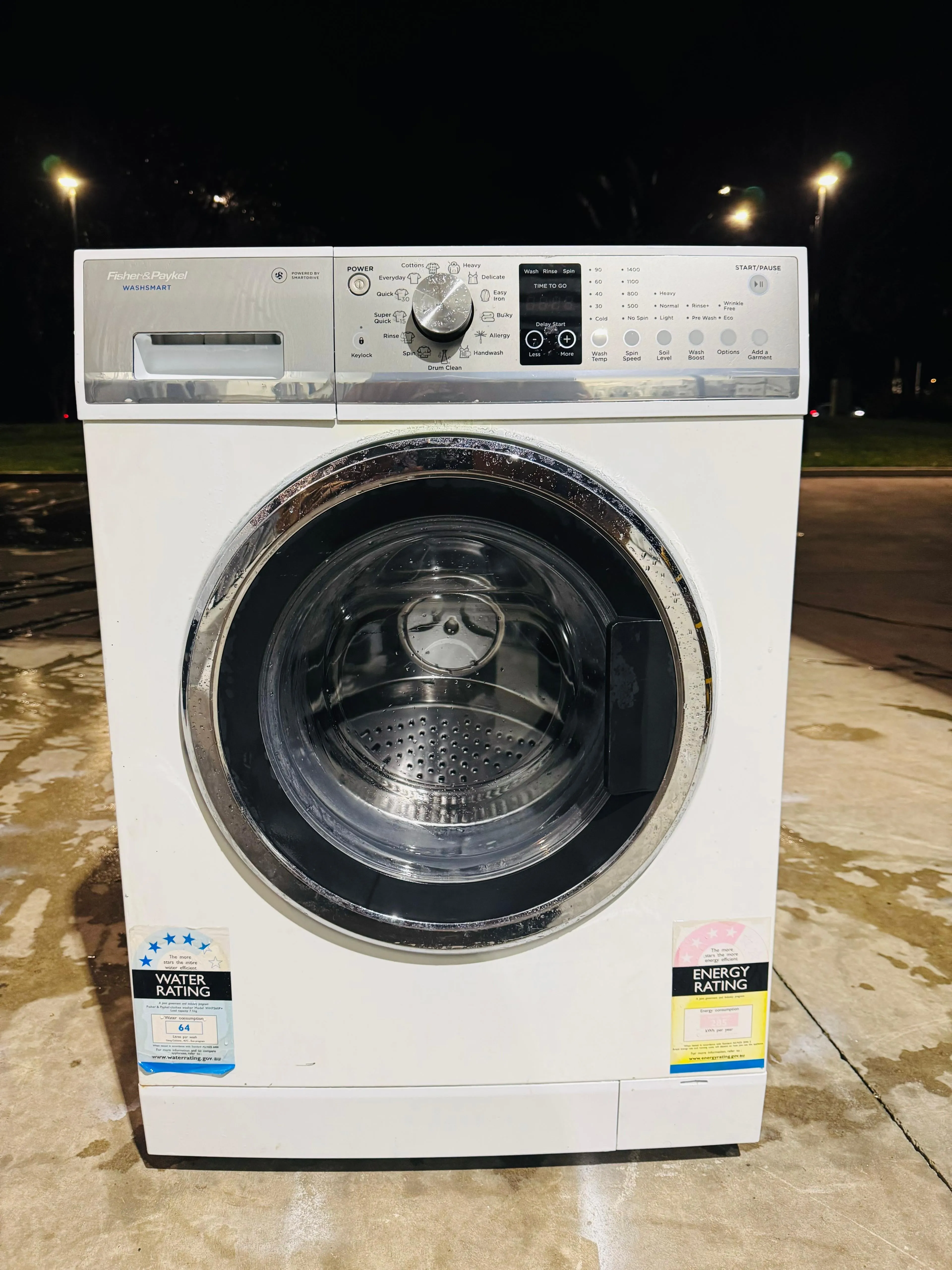 **FISHER & PAYKEL 7.5KGS FRONT LOADER WASHING MACHINE**