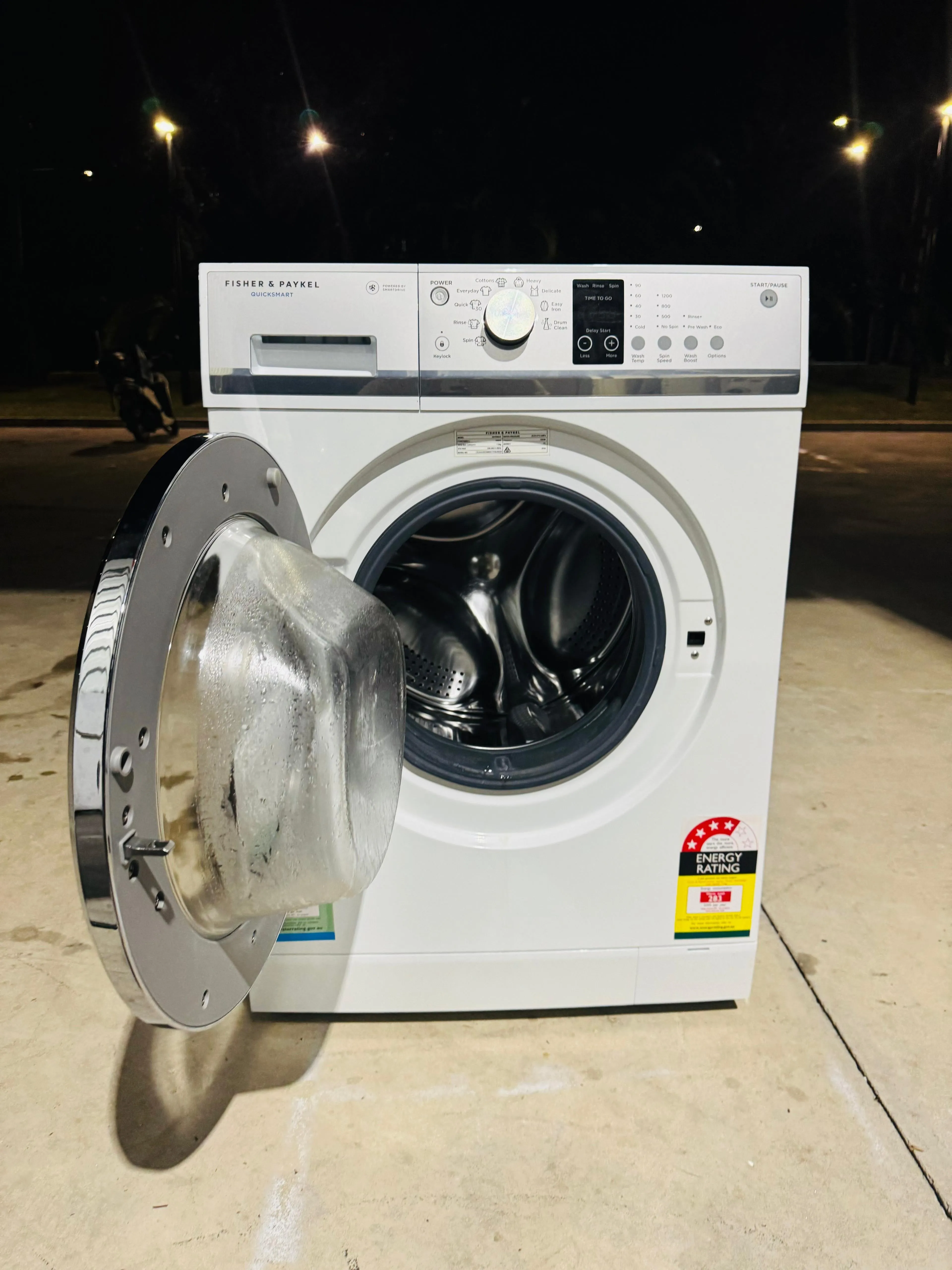 **FISHER & PAYKEL 7.5KGS FRONT LOADER WASHING MACHINE**