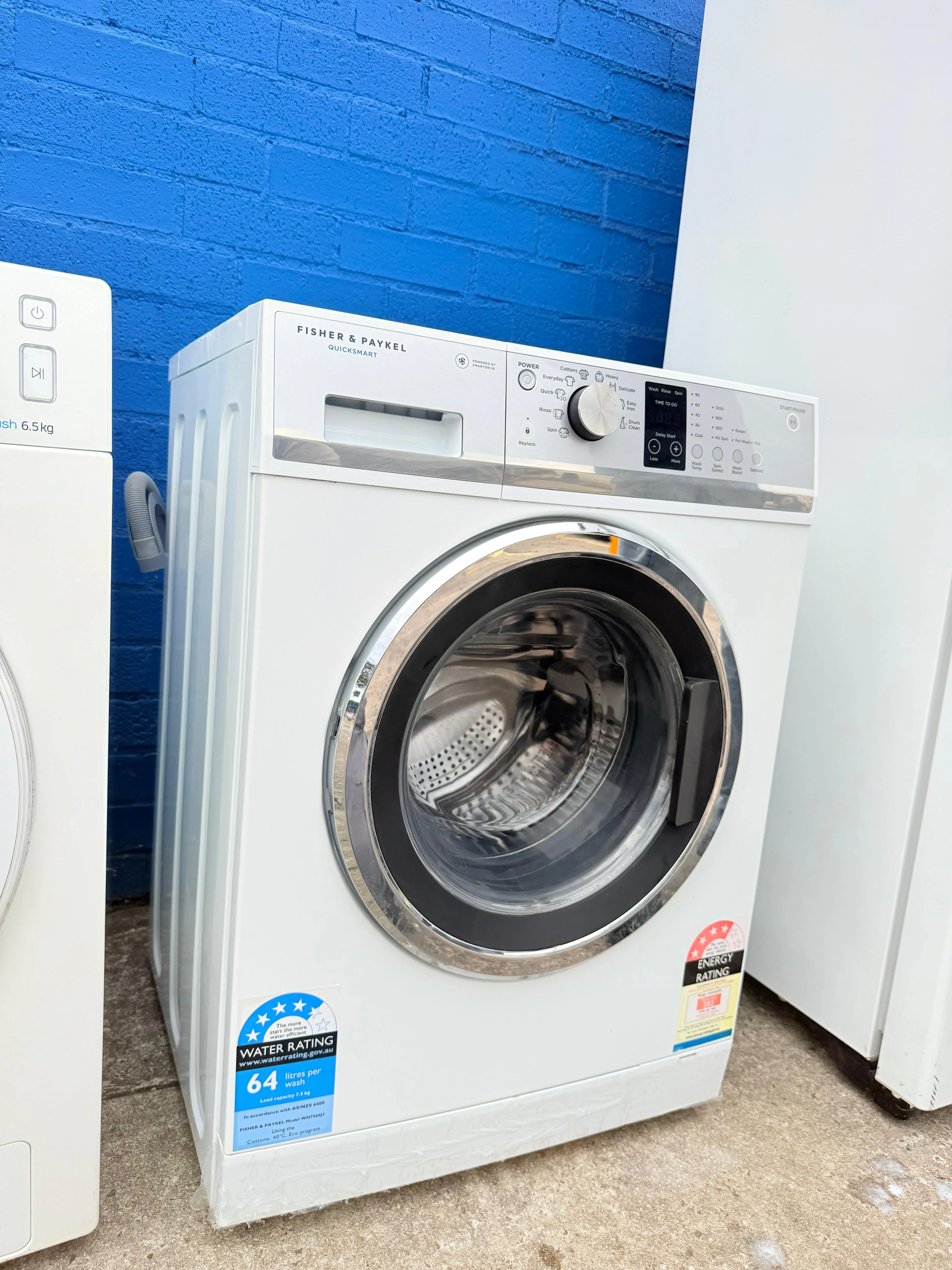 **FISHER & PAYKEL 7.5KGS FRONT LOADER WASHING MACHINE**