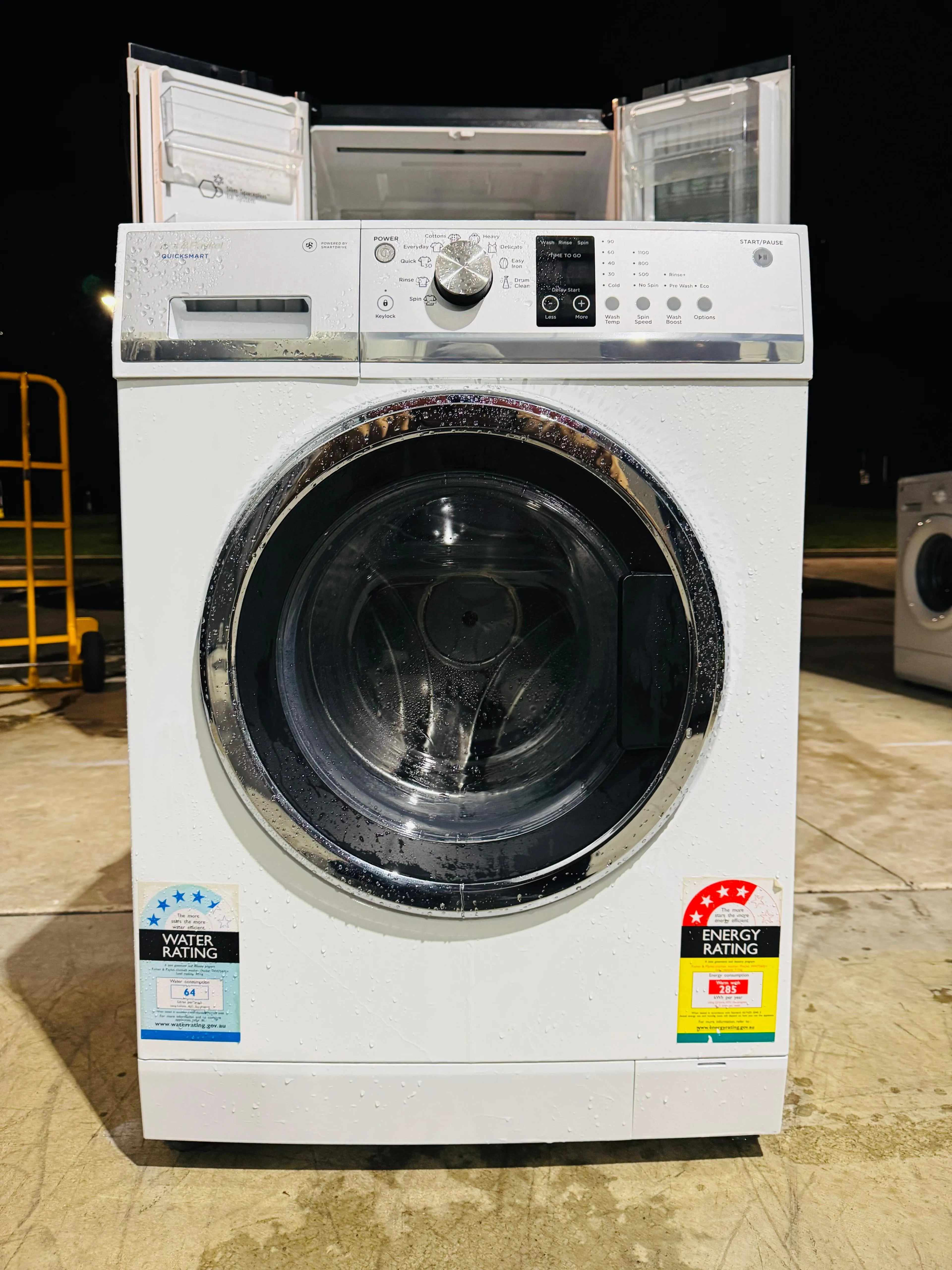 **FISHER & PAYKEL 7.5KGS FRONT LOADER WASHING MACHINE**