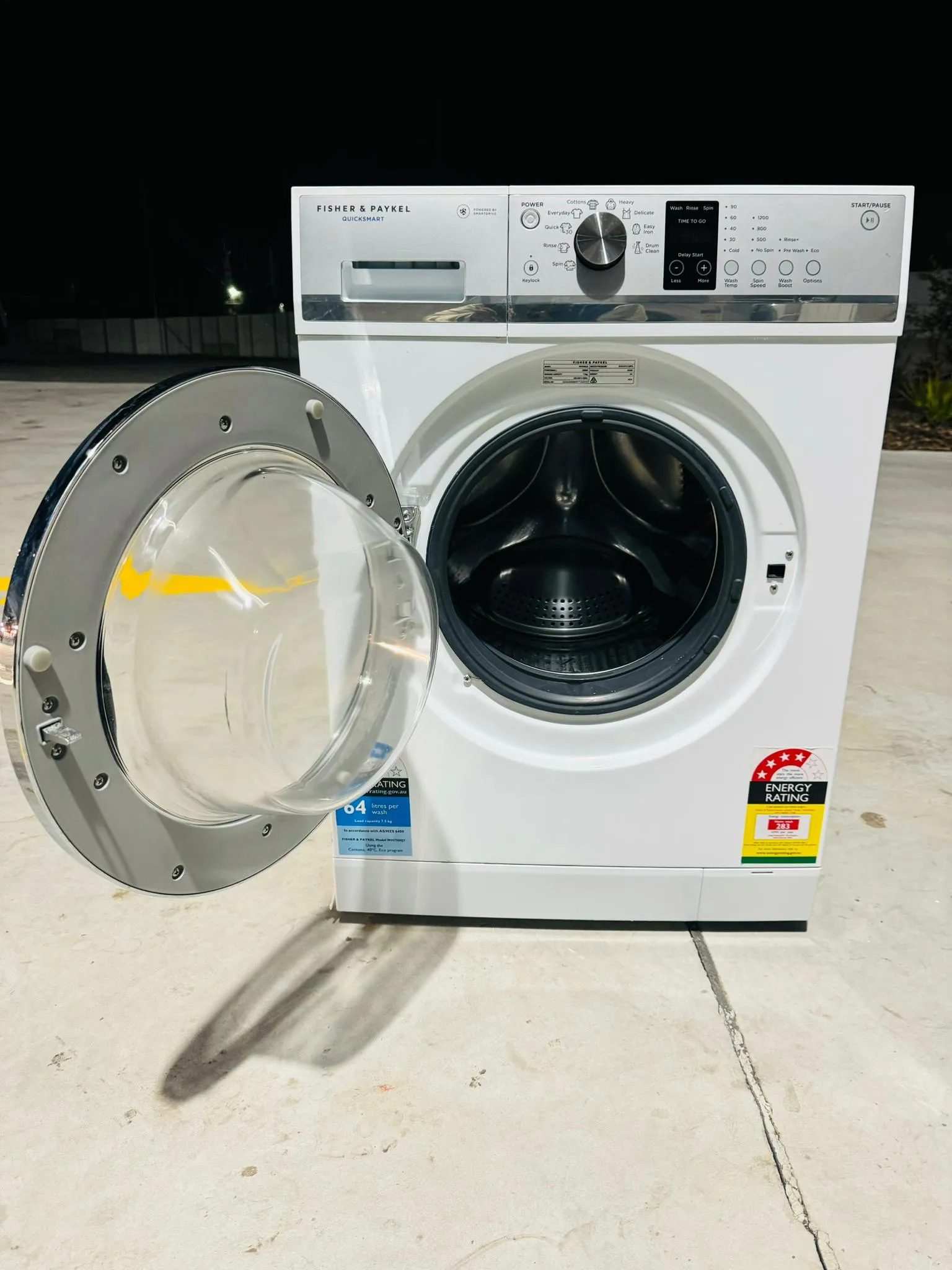 FISHER & PAYKEL 7.5KGS FRONT LOADER WASHINGMACHINE