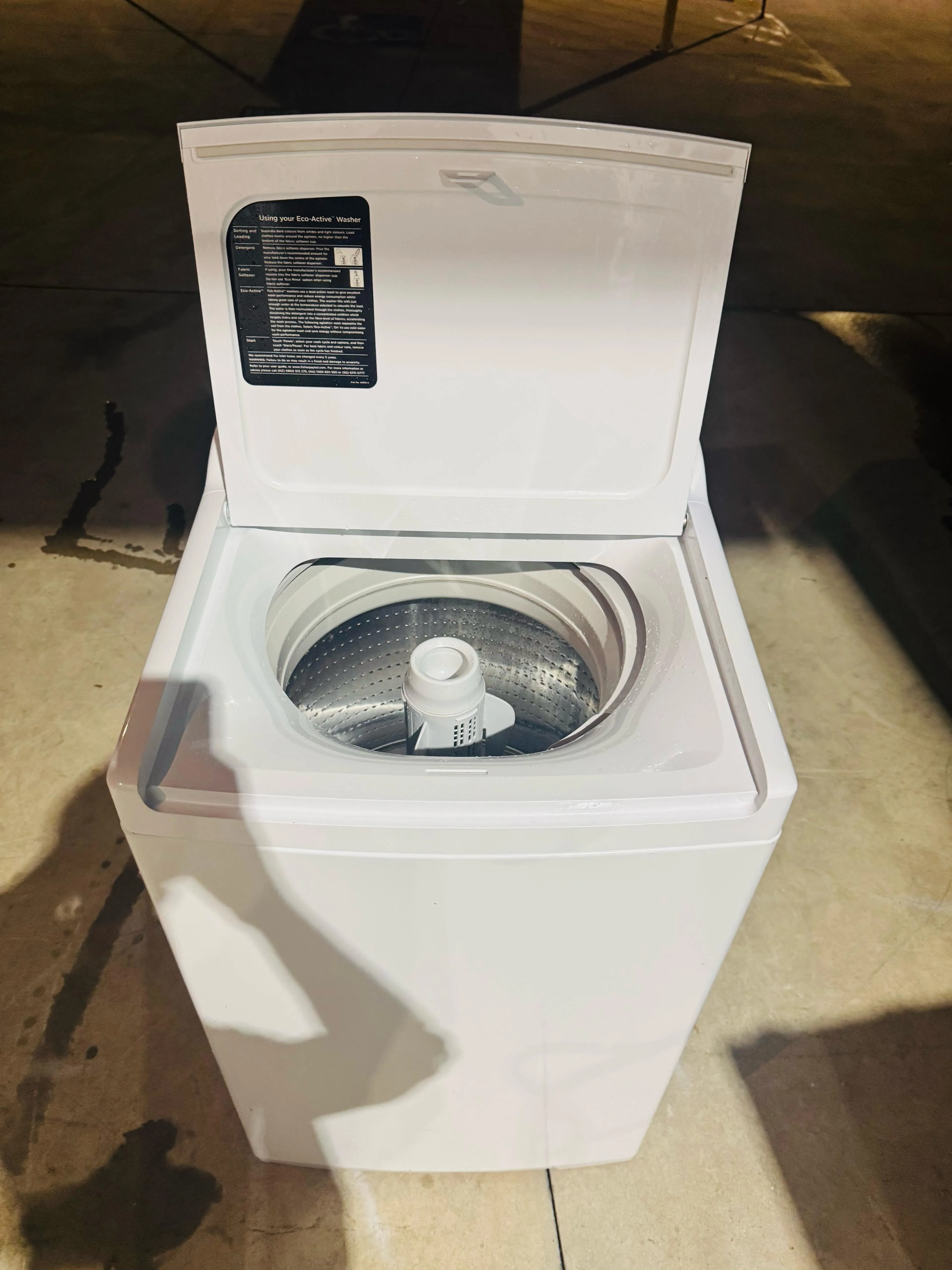 **FISHER & PAYKEL 7.5KGS TOP LOADER WASHING MACHINE**