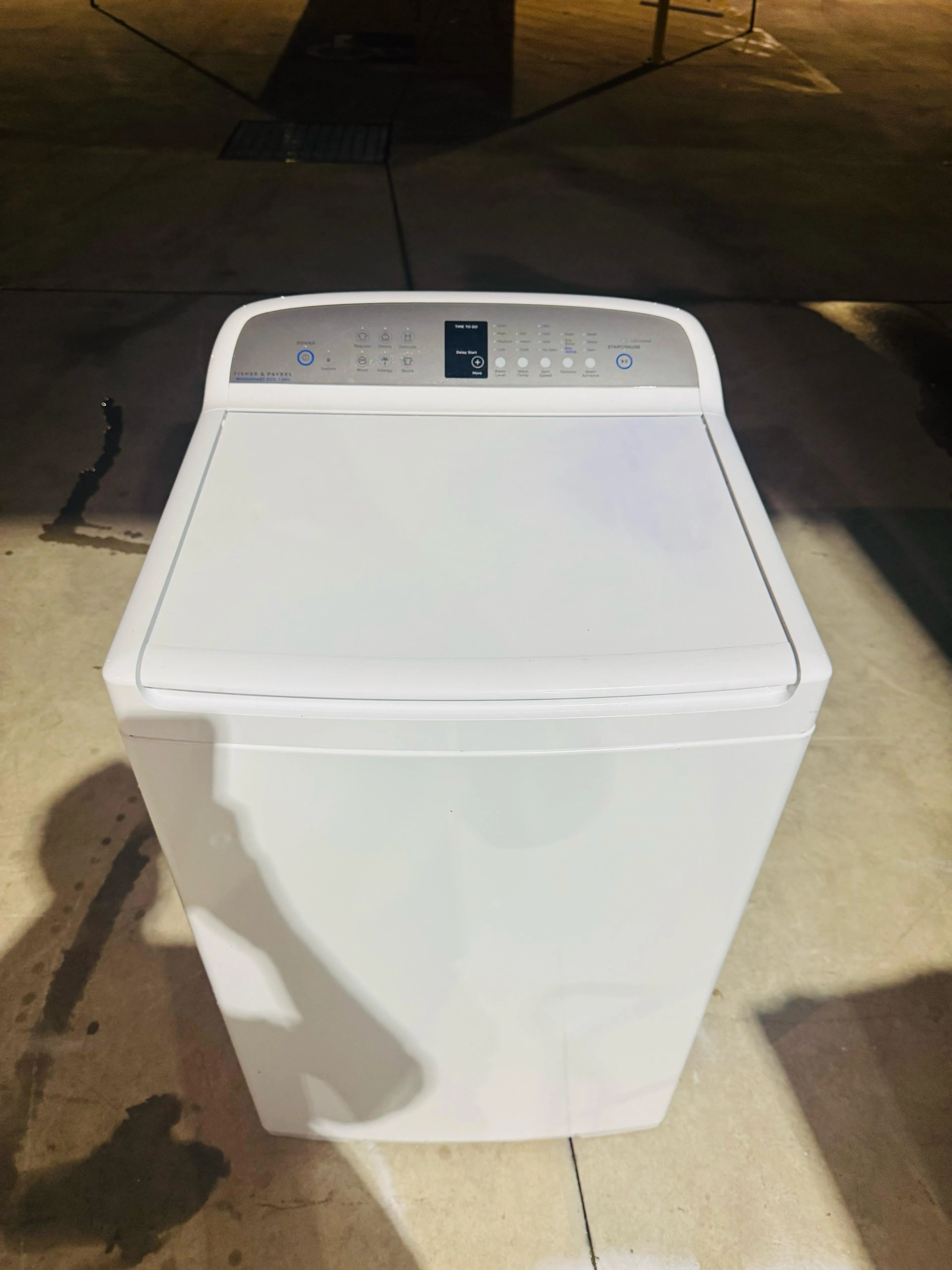 **FISHER & PAYKEL 7.5KGS TOP LOADER WASHING MACHINE**