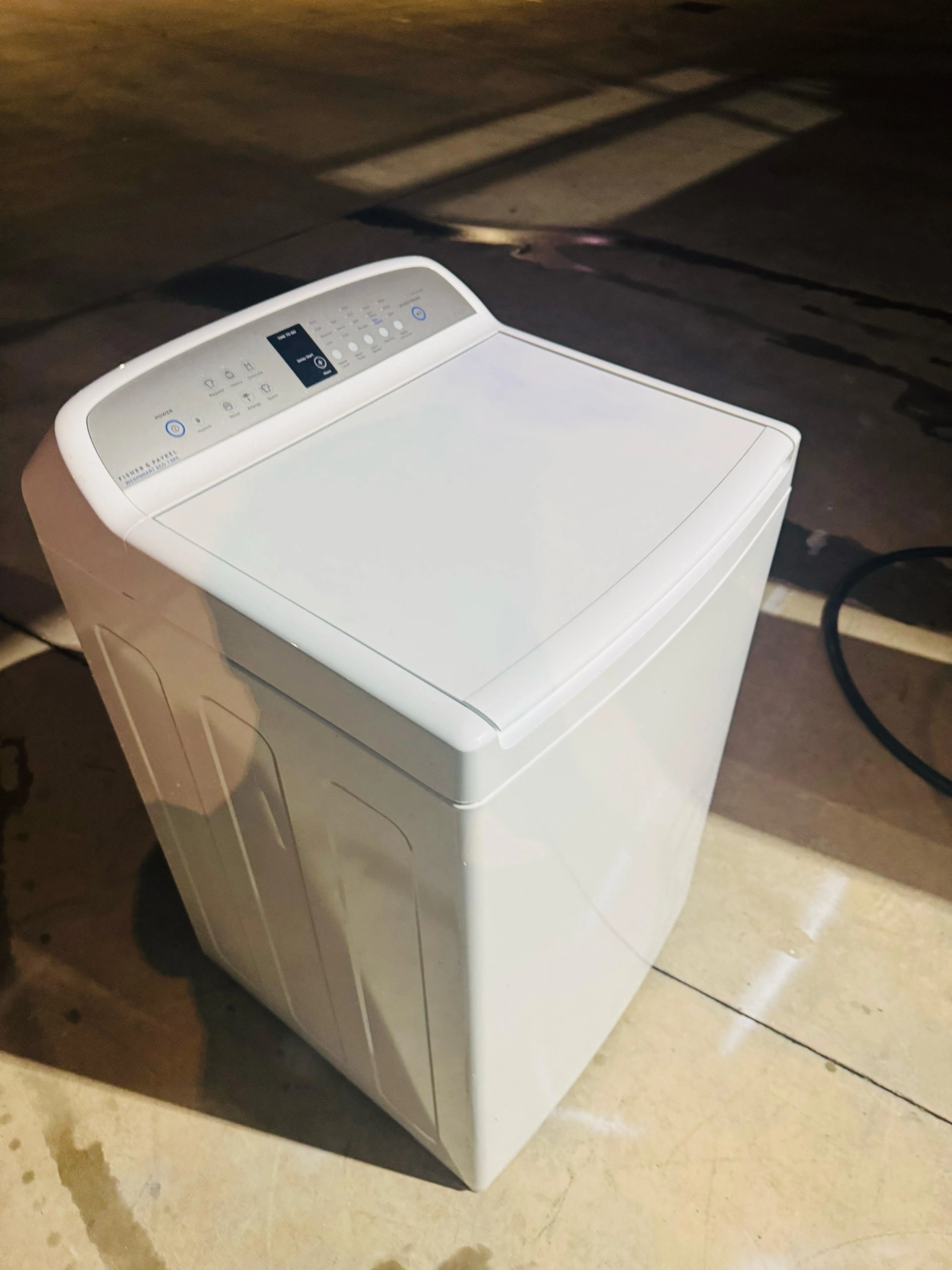 **FISHER & PAYKEL 7.5KGS TOP LOADER WASHING MACHINE**